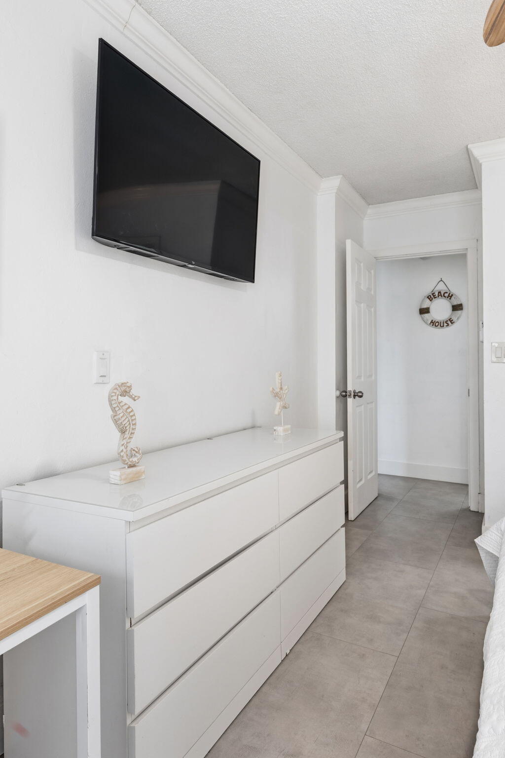 3000 Riomar Street 407