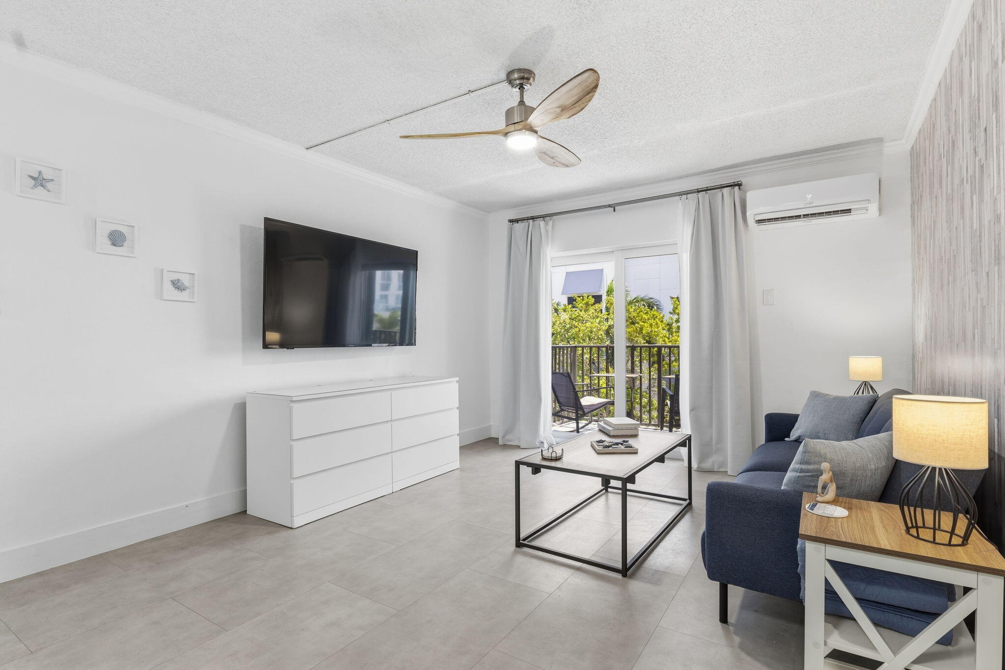 3000 Riomar Street 407