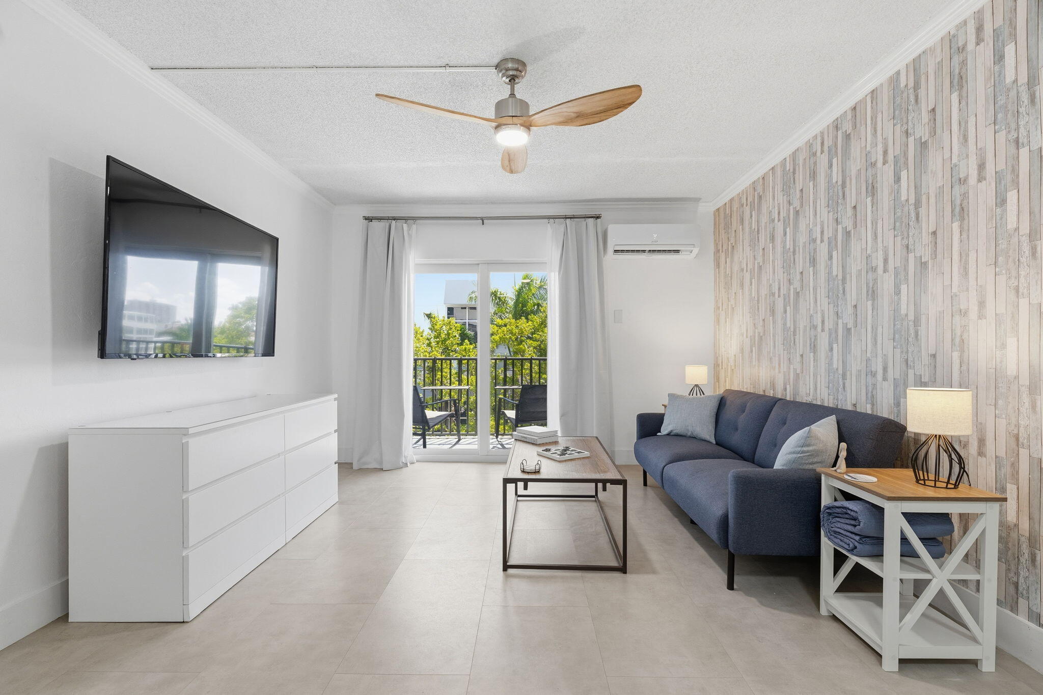 3000 Riomar Street 407