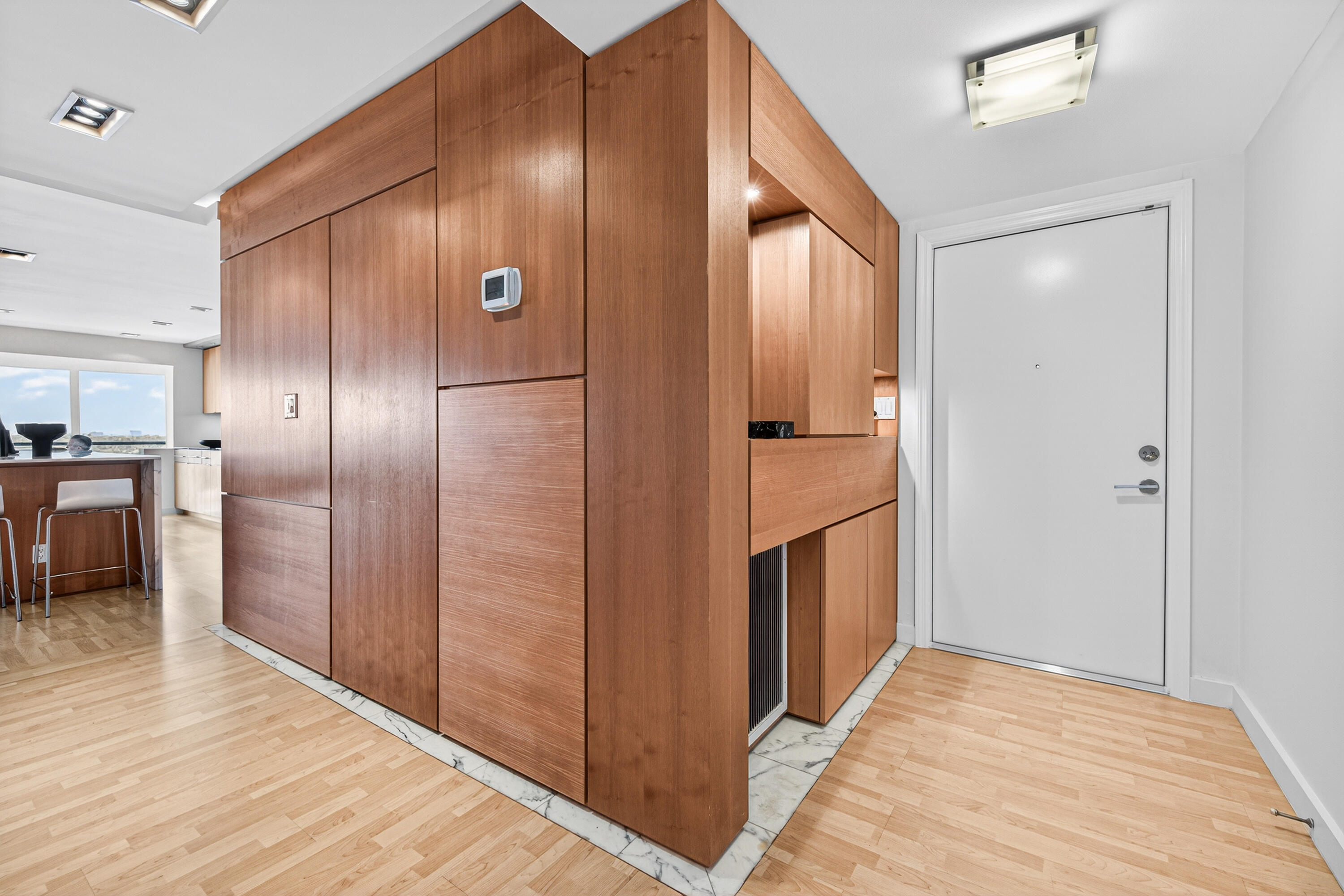 3050 NE 47th Court NE 607