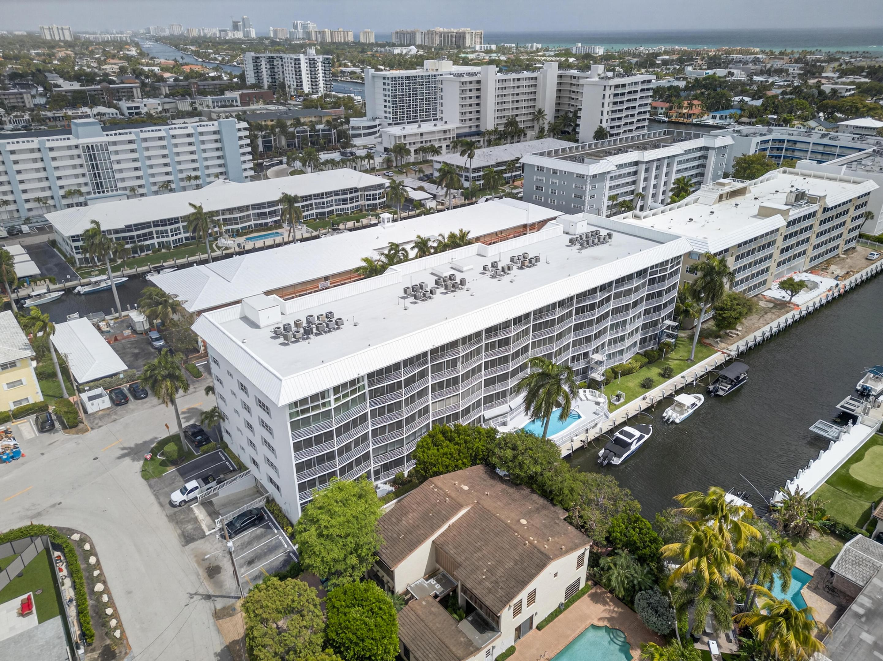 3050 NE 47th Court NE 607