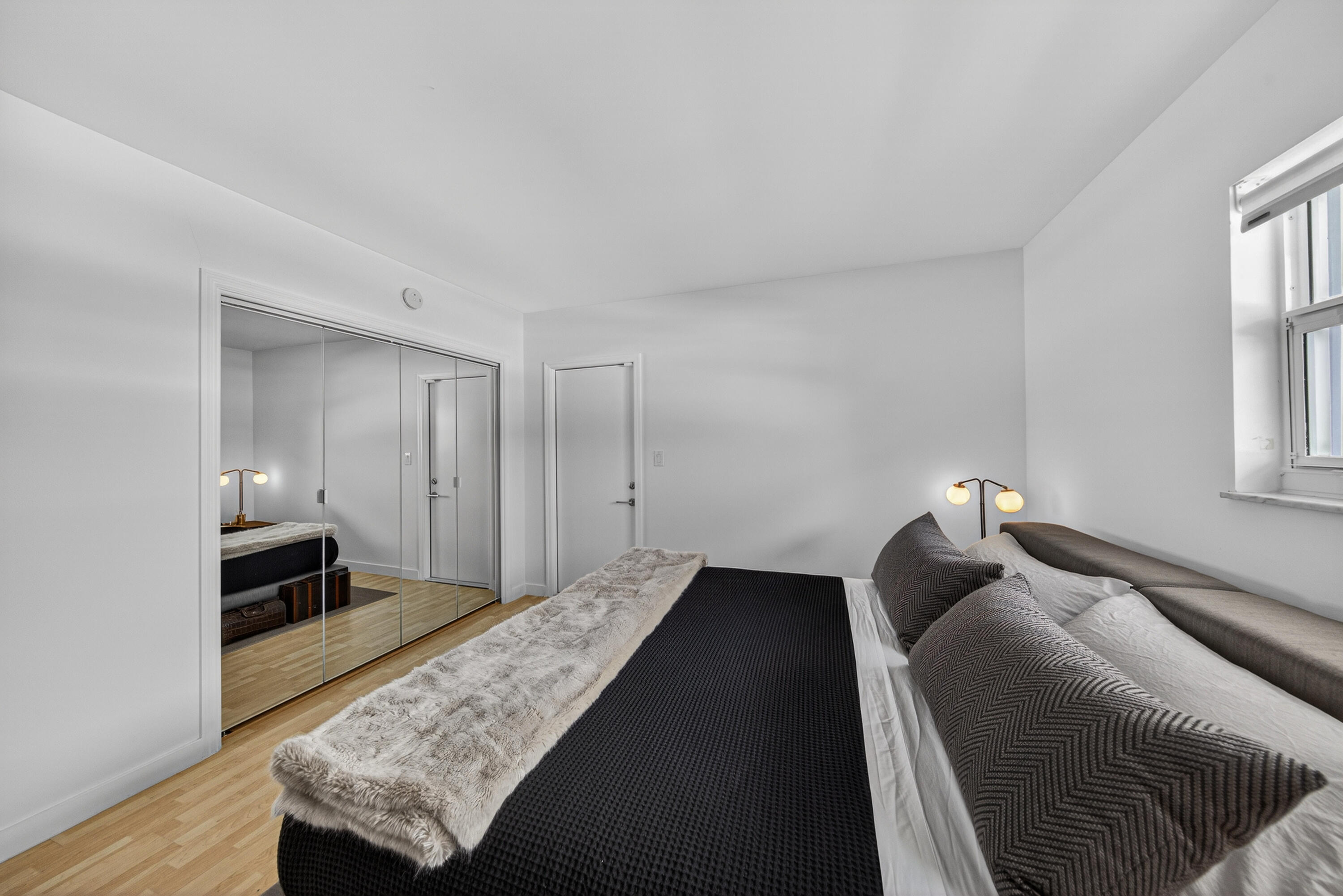 3050 NE 47th Court NE 607