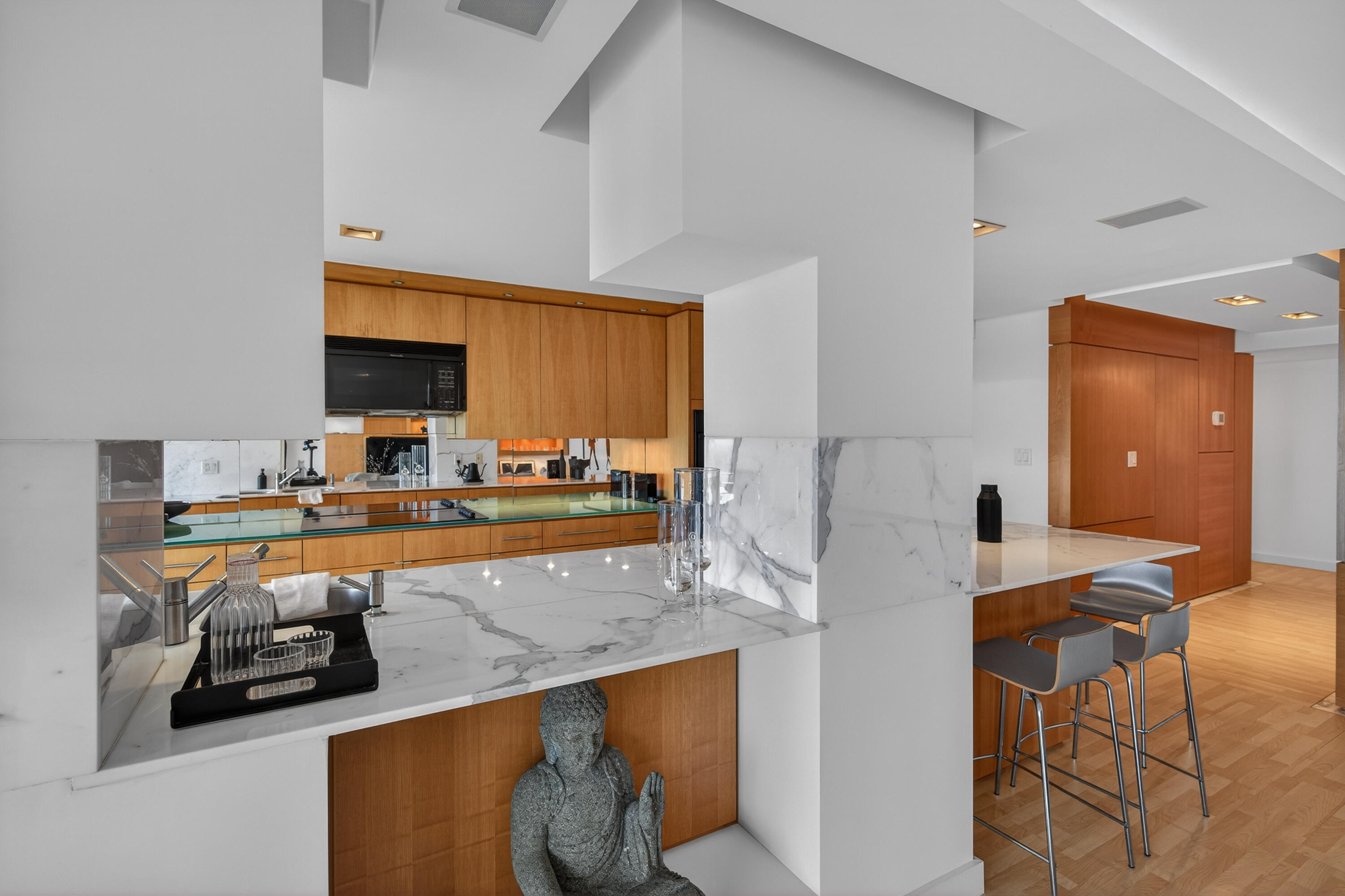 3050 NE 47th Court NE 607