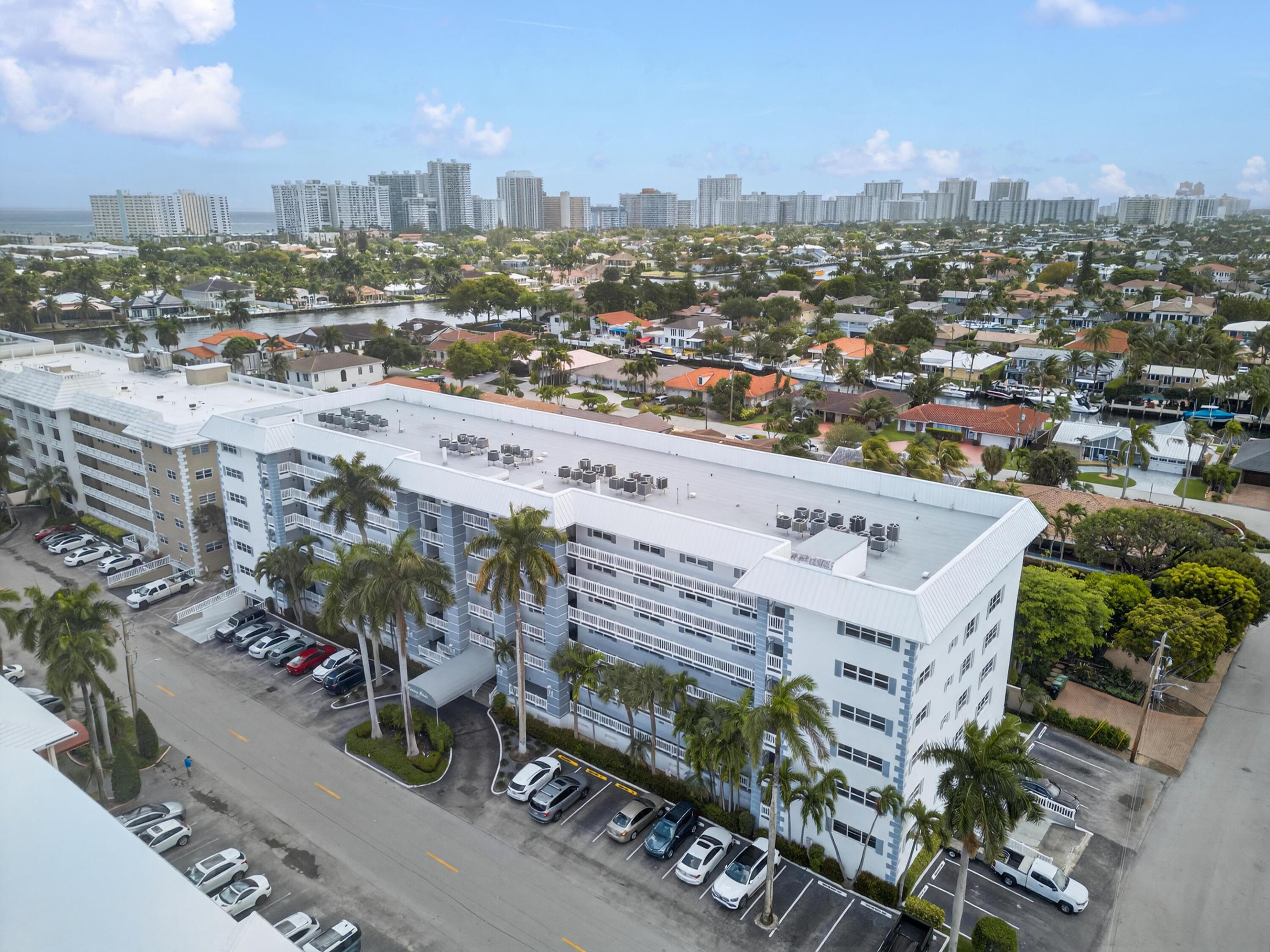 3050 NE 47th Court NE 607