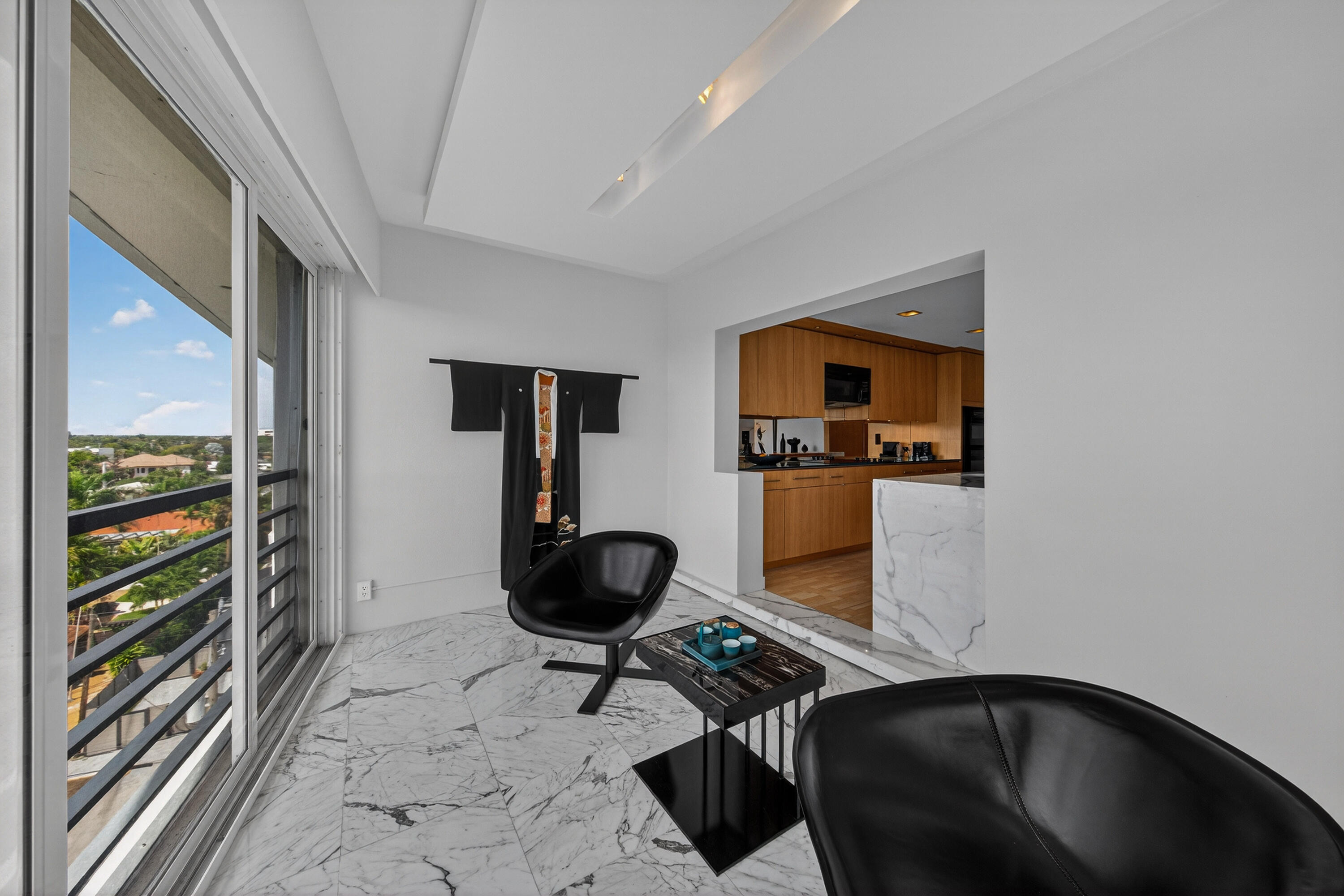 3050 NE 47th Court NE 607