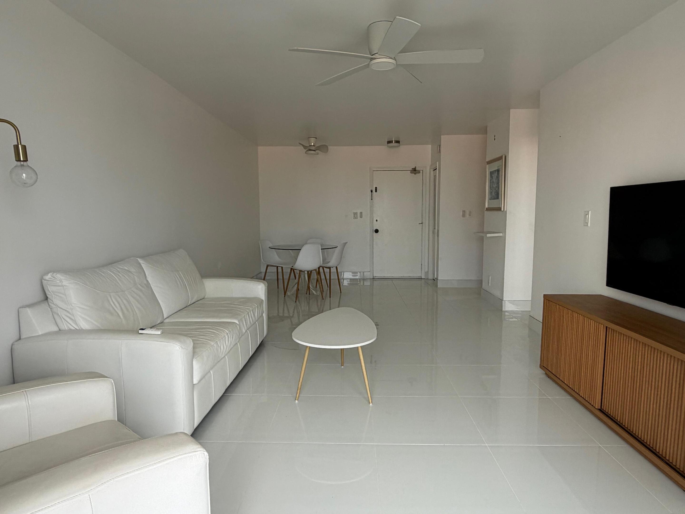 3000 Riomar Street 703