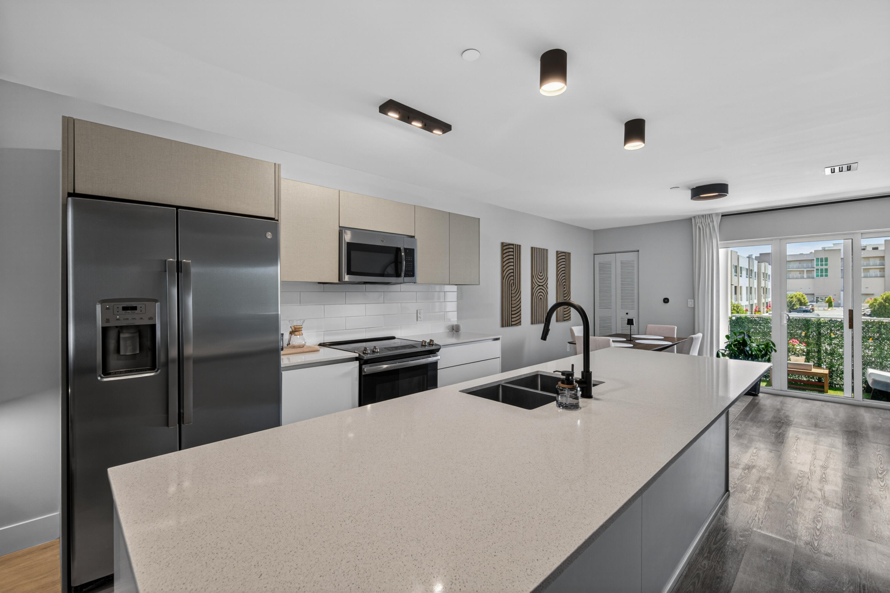 2535 NE 193rd Street 3203