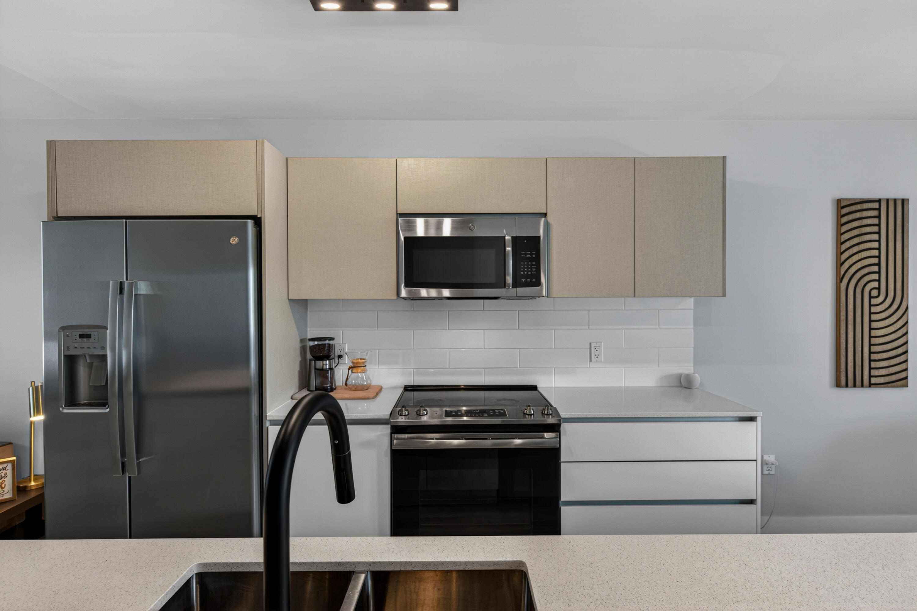 2535 NE 193rd Street 3203