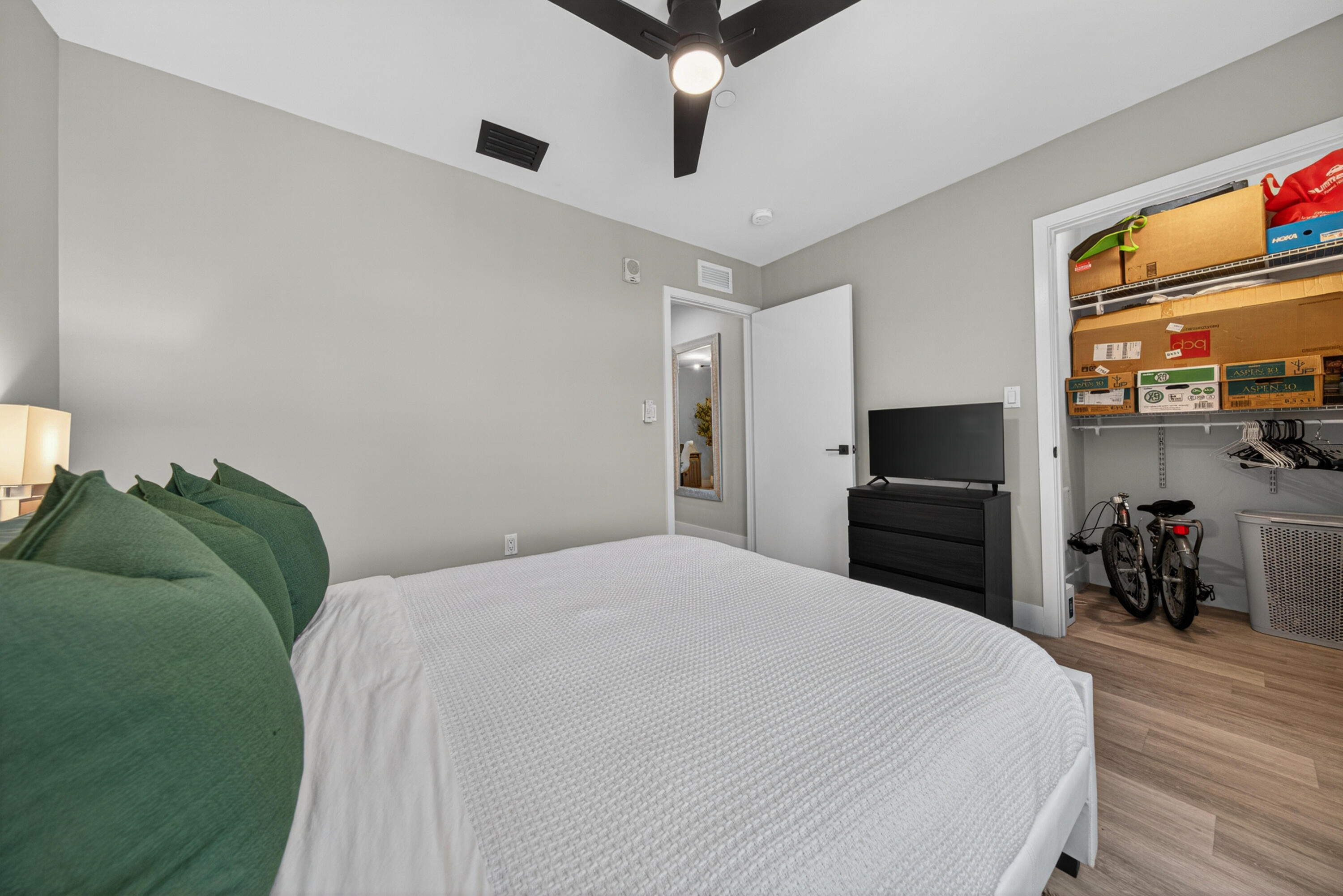 2535 NE 193rd Street 3203