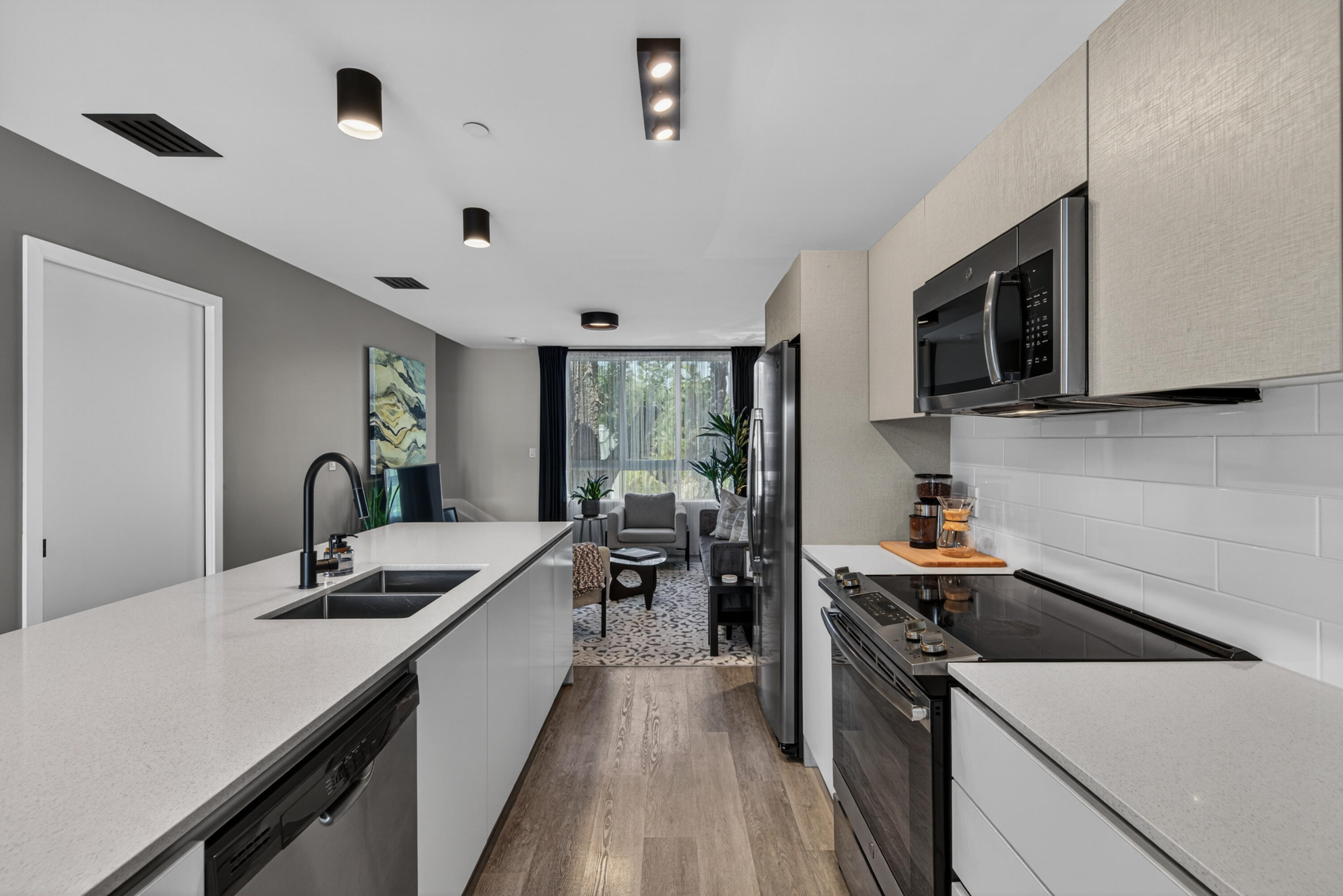 2535 NE 193rd Street 3203