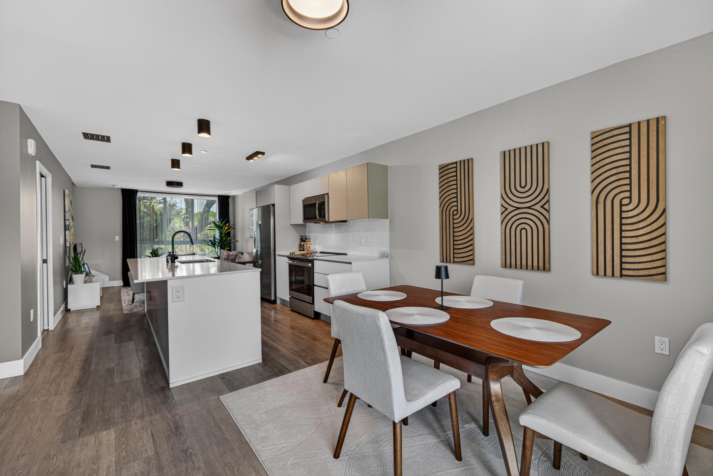 2535 NE 193rd Street 3203