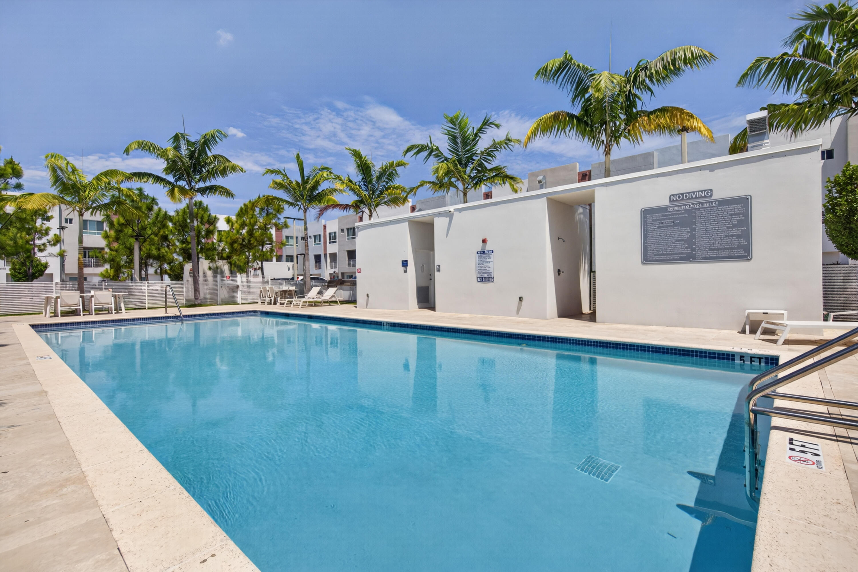2535 NE 193rd Street 3203