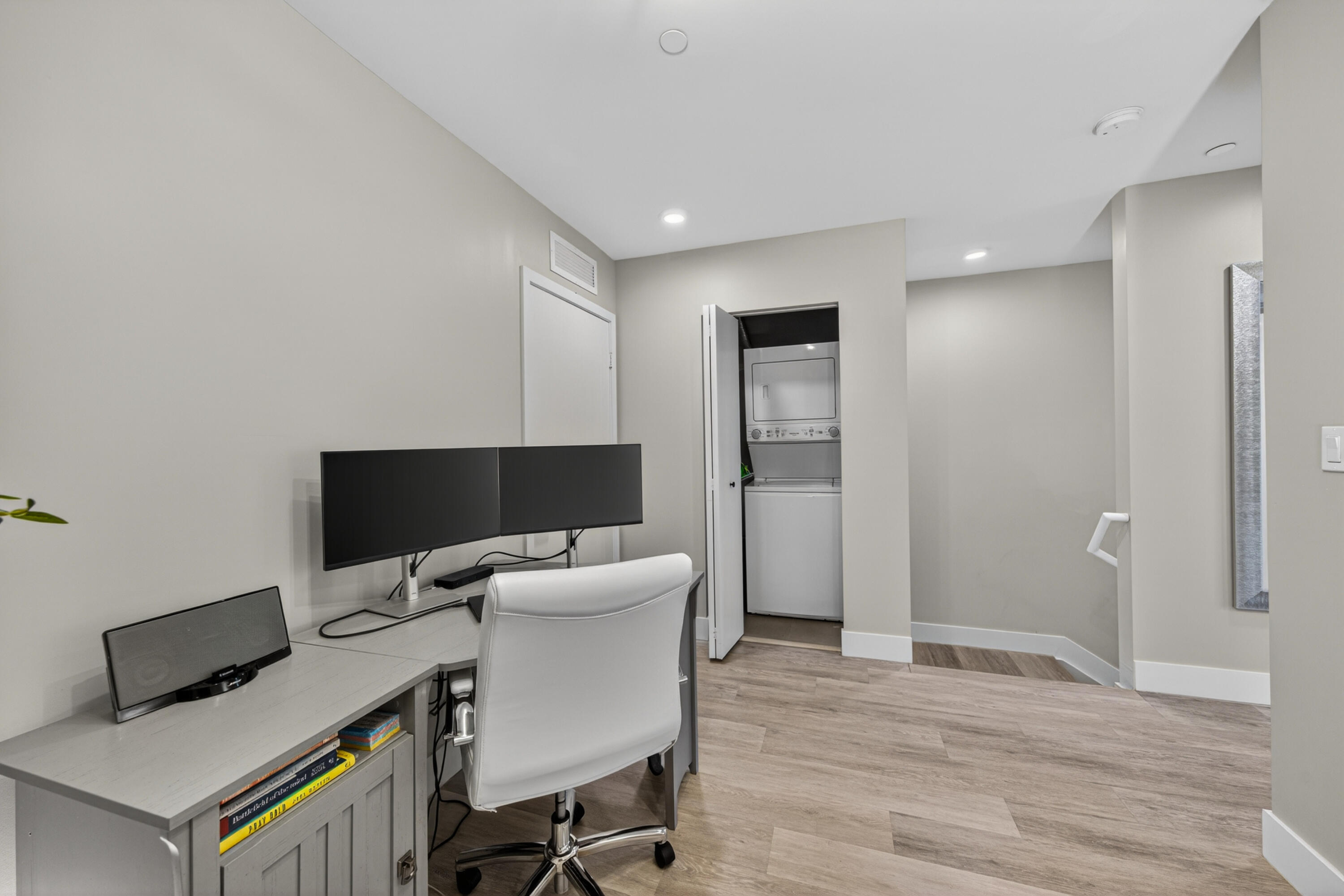 2535 NE 193rd Street 3203