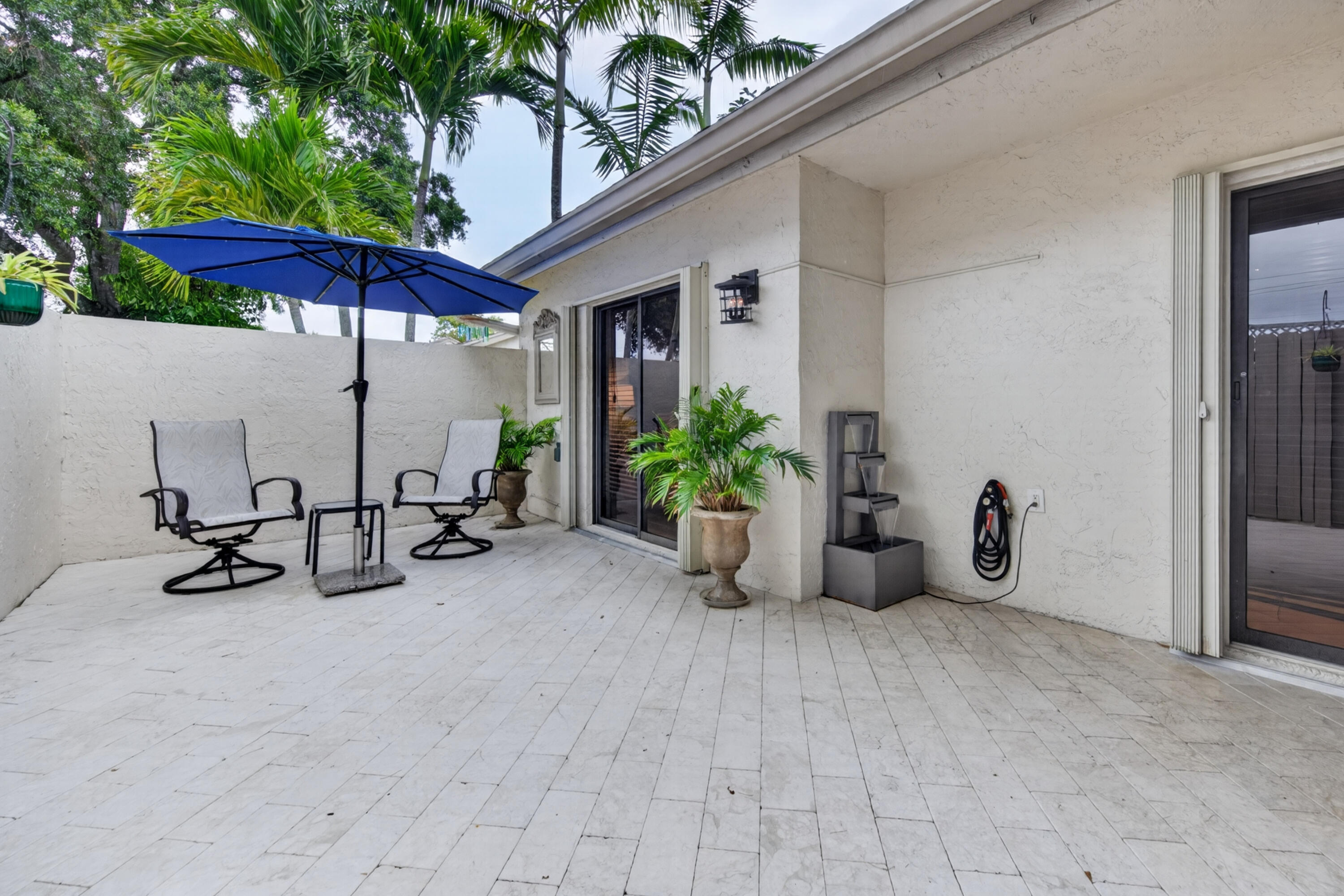 3068 S Oakland Forest Drive