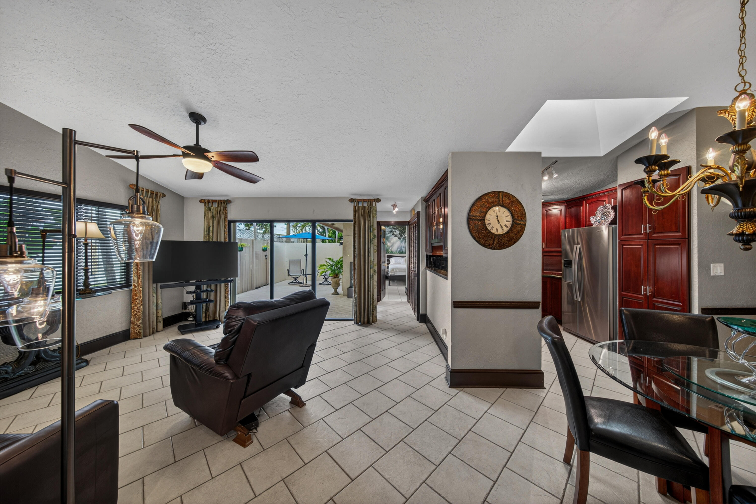 3068 S Oakland Forest Drive