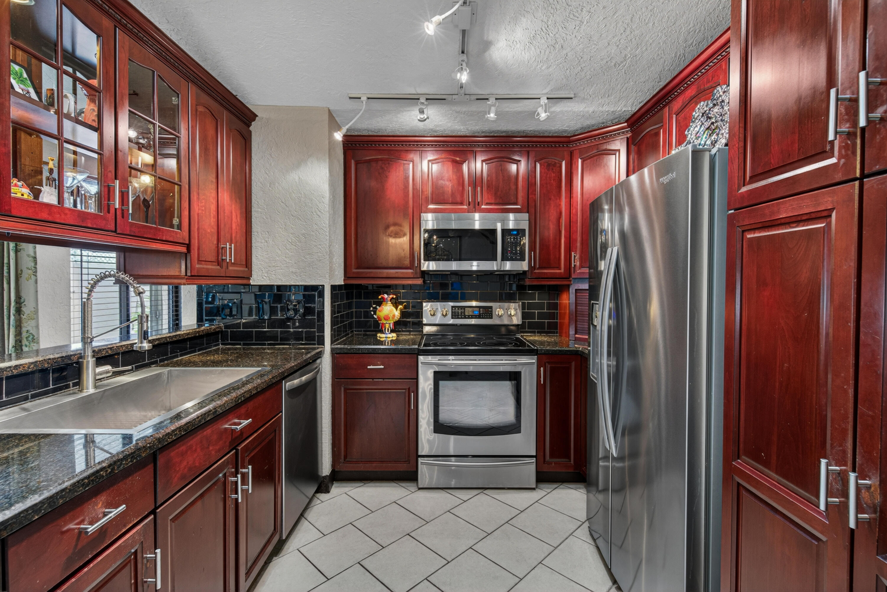 3068 S Oakland Forest Drive