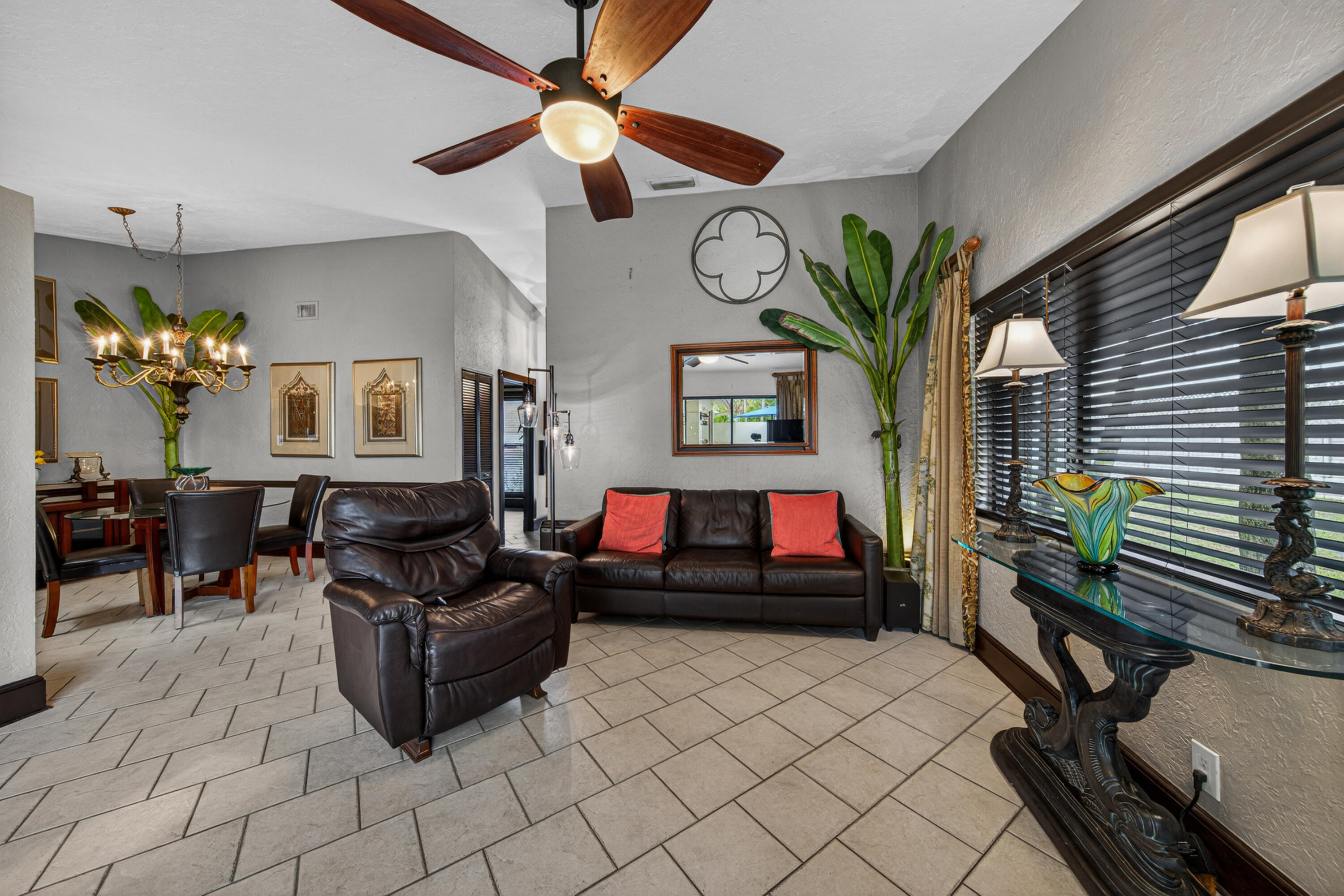 3068 S Oakland Forest Drive