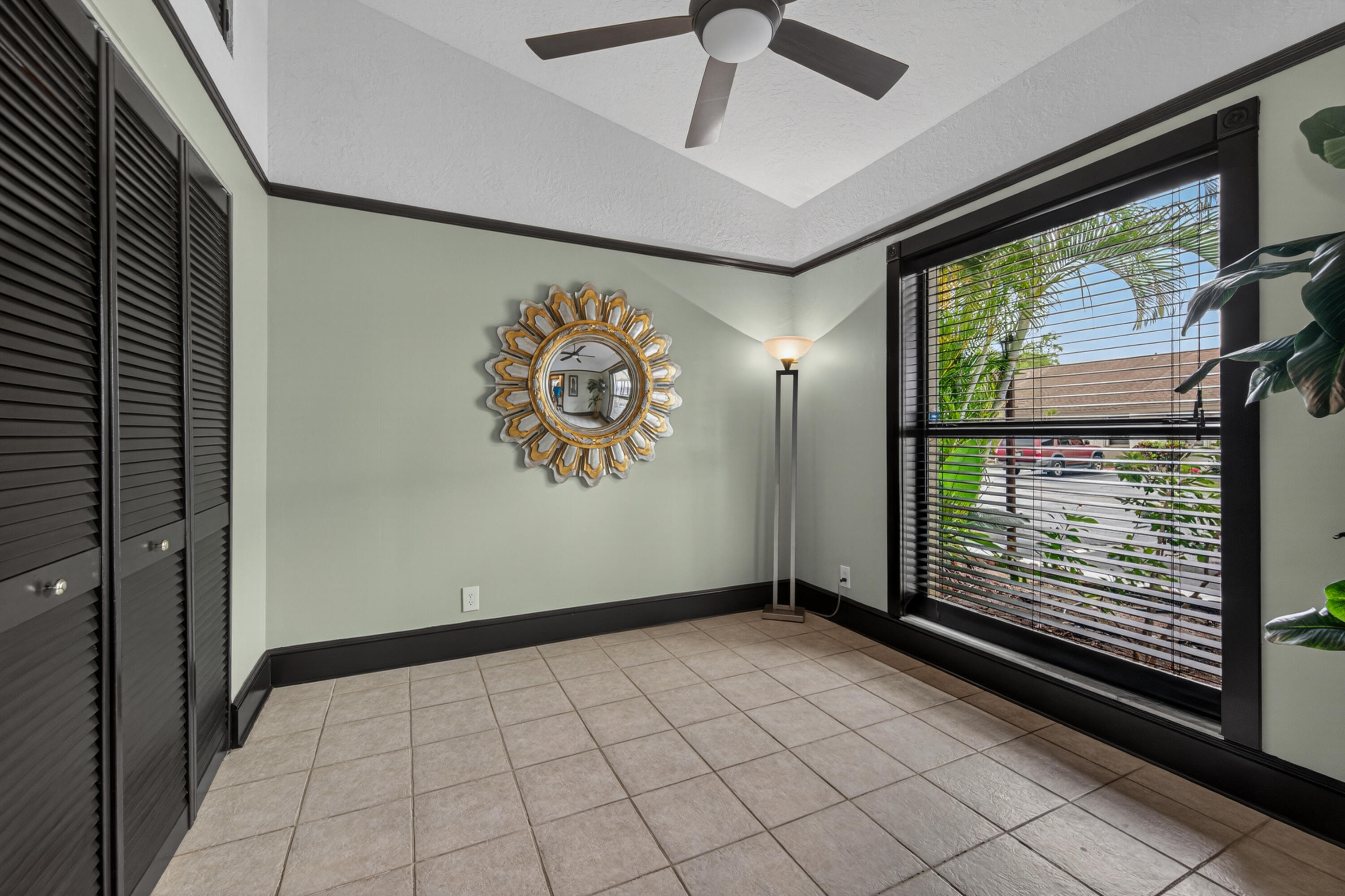 3068 S Oakland Forest Drive