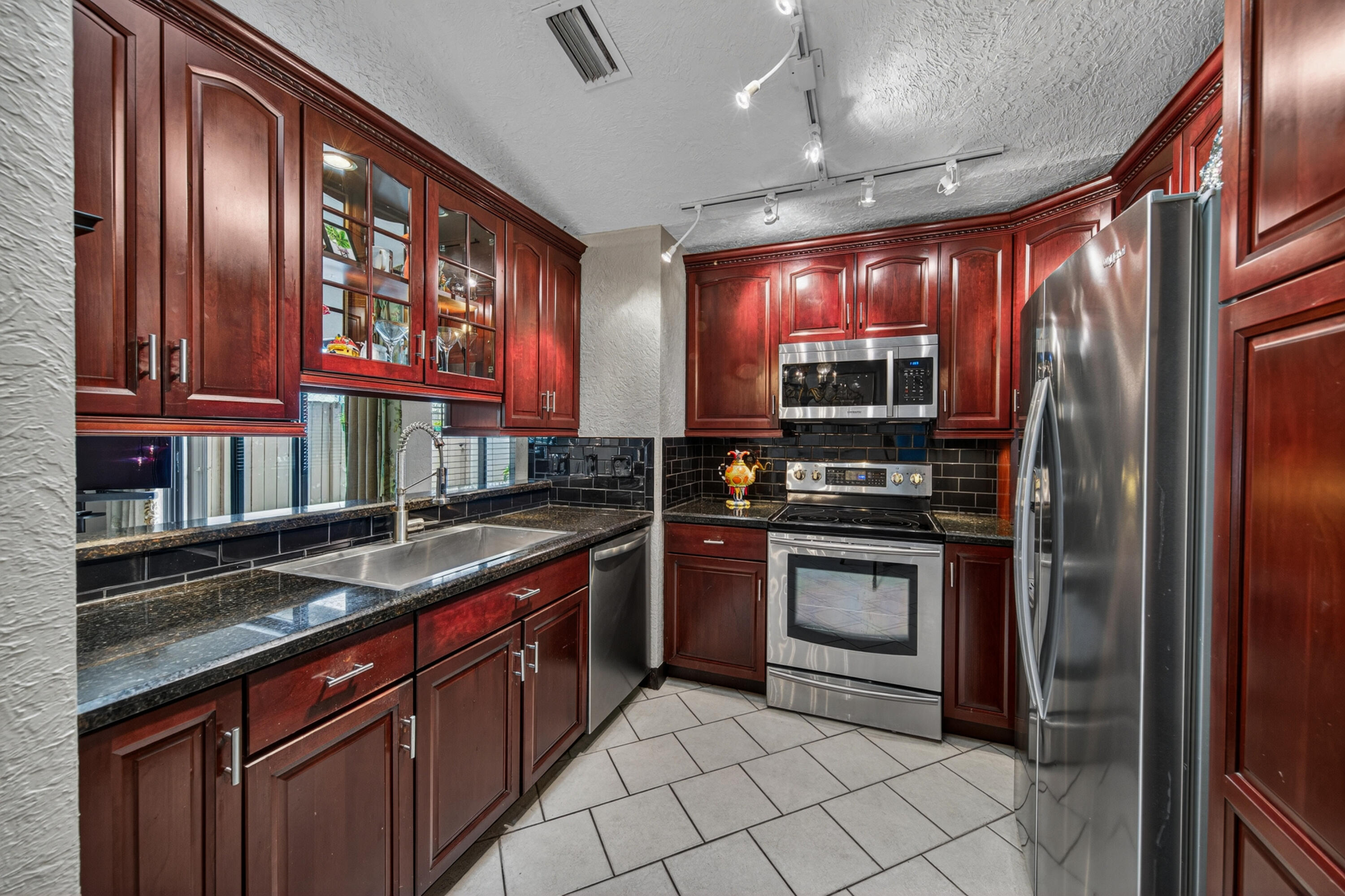 3068 S Oakland Forest Drive