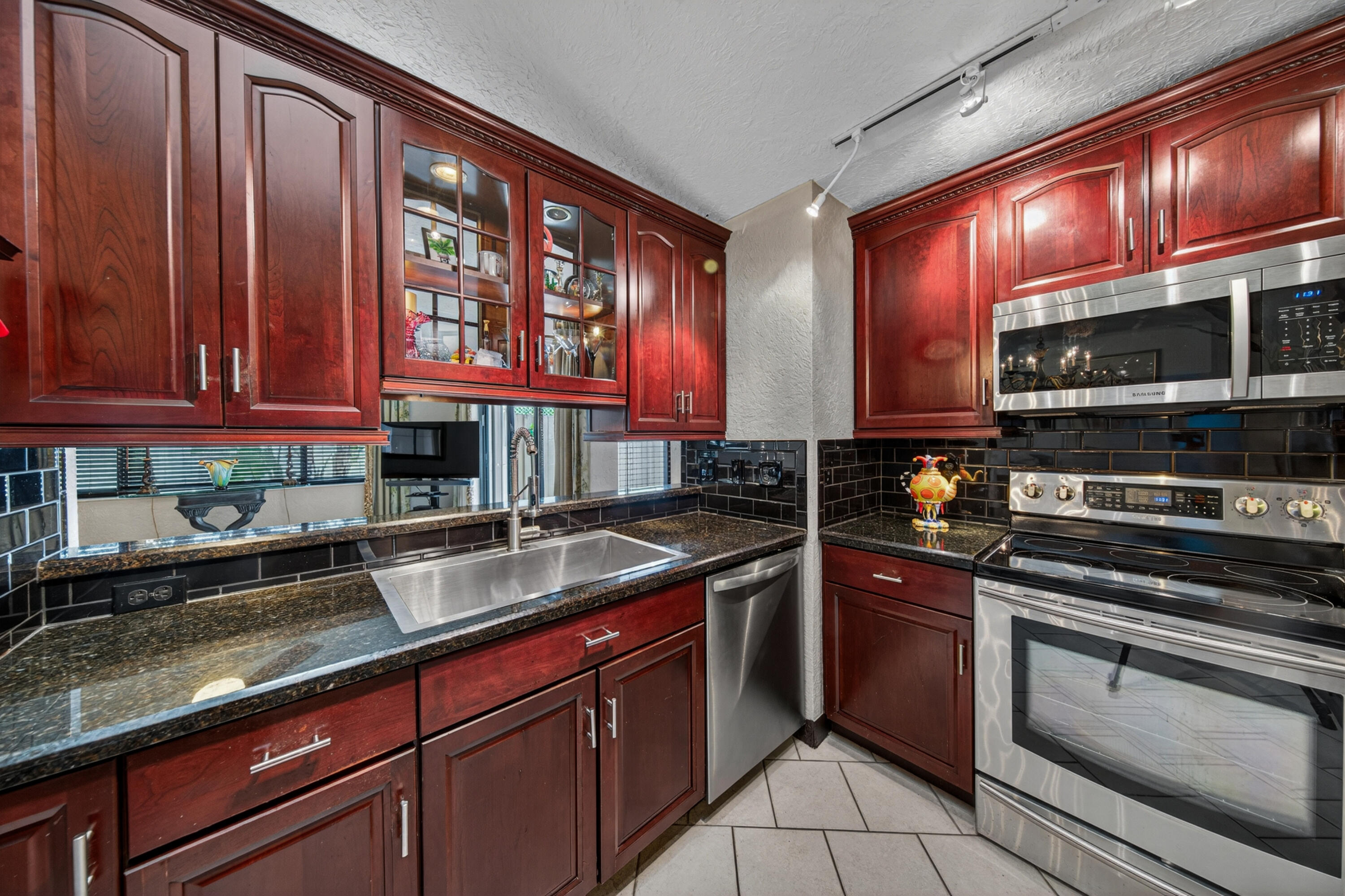 3068 S Oakland Forest Drive