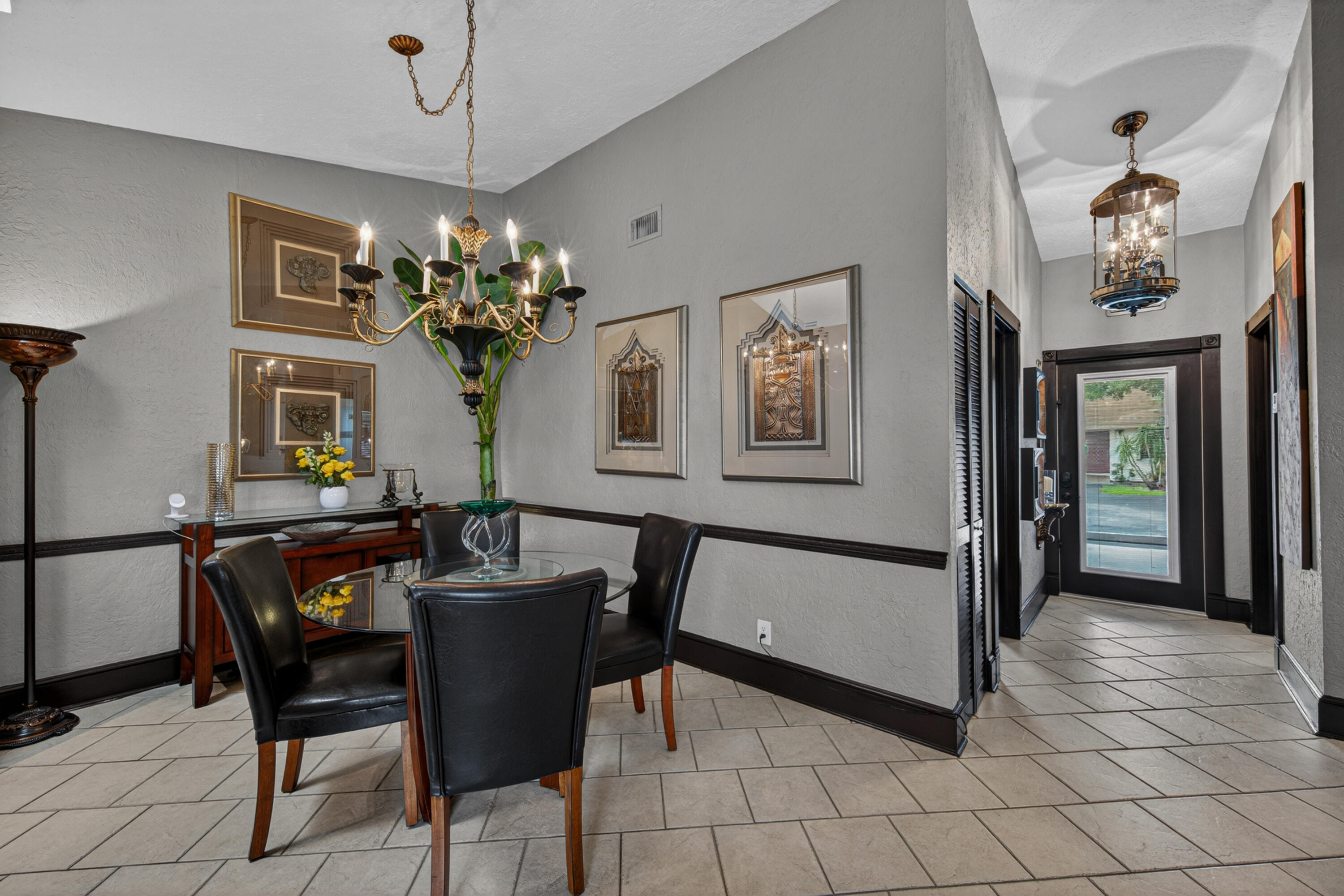 3068 S Oakland Forest Drive