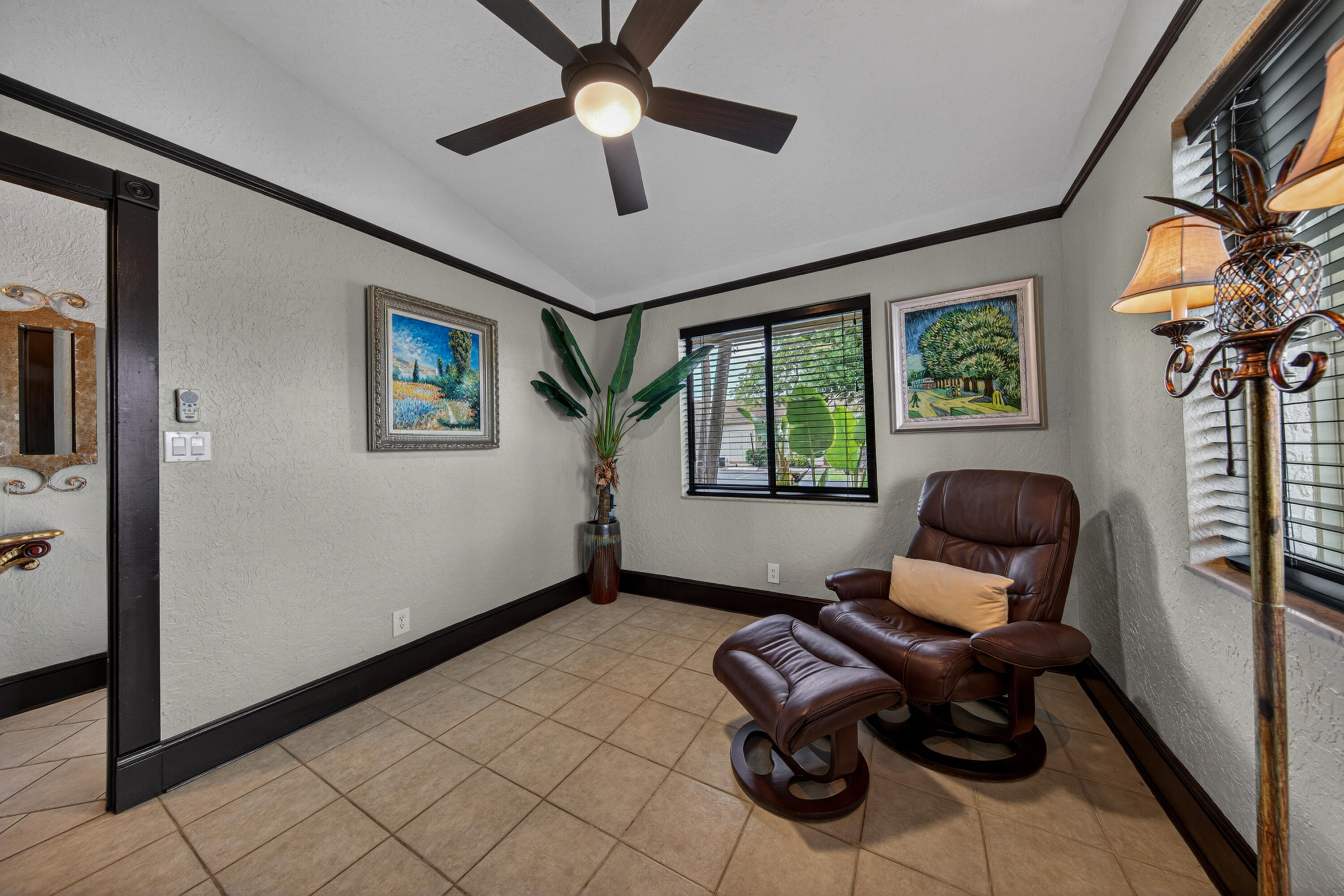 3068 S Oakland Forest Drive
