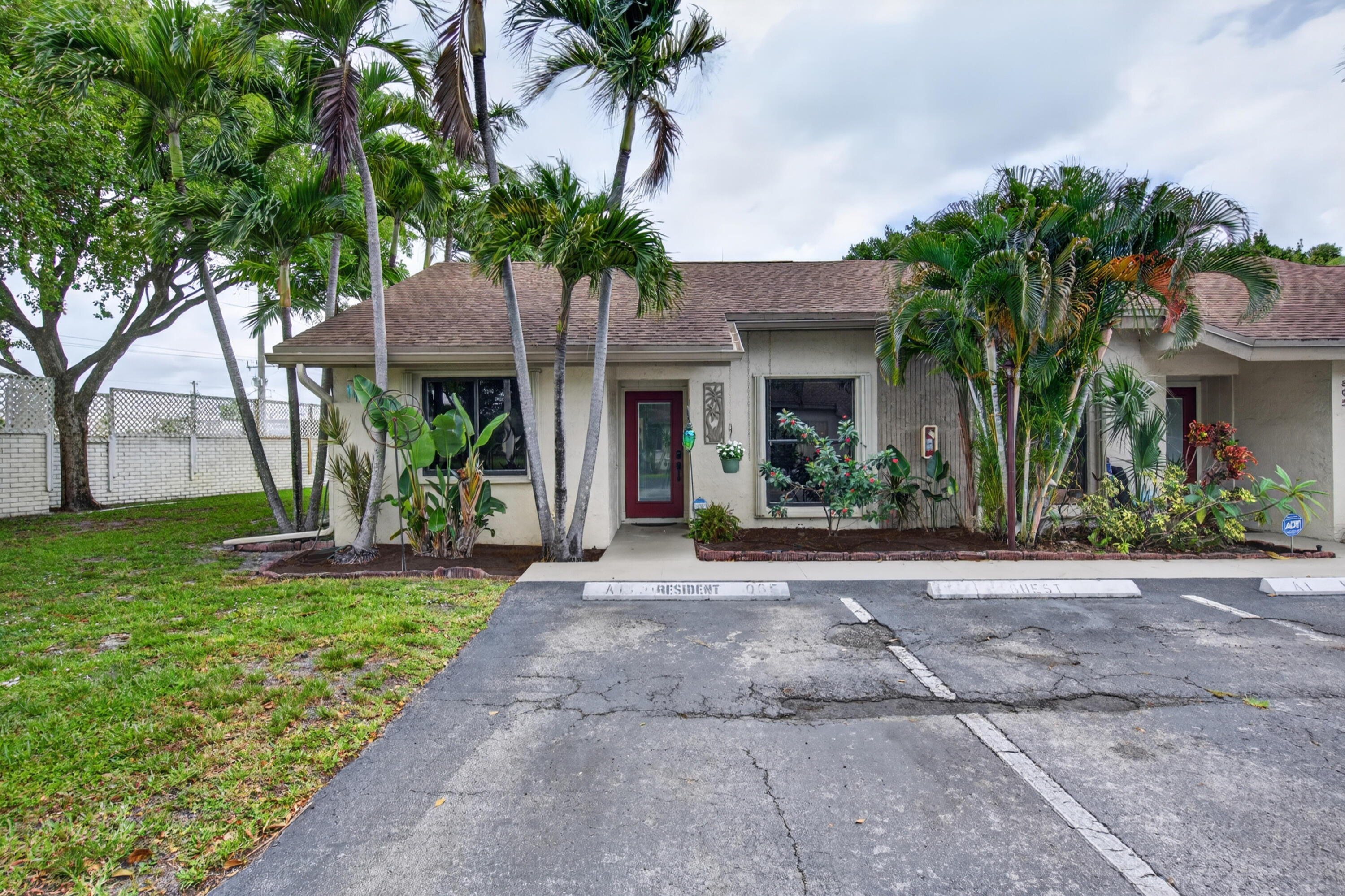 3068 S Oakland Forest Drive
