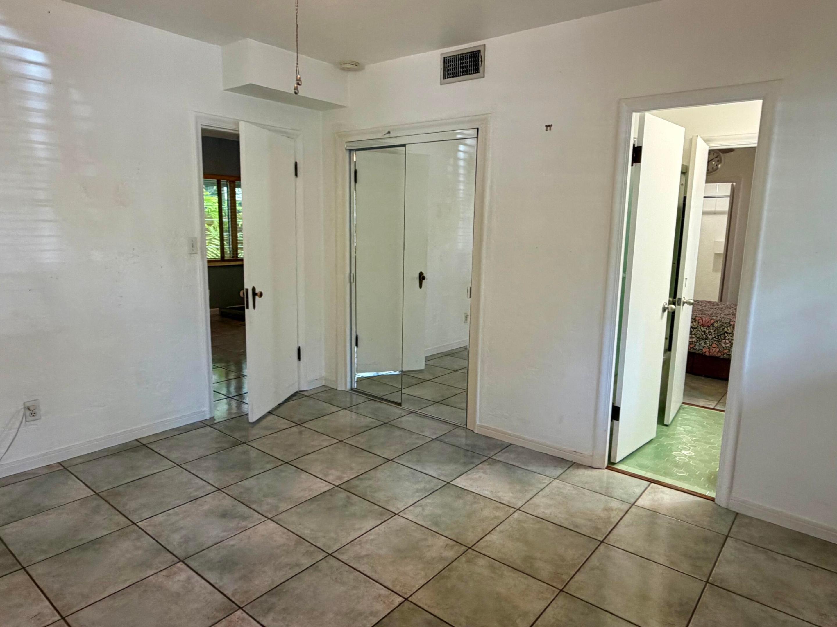 1101 SE 2nd Street