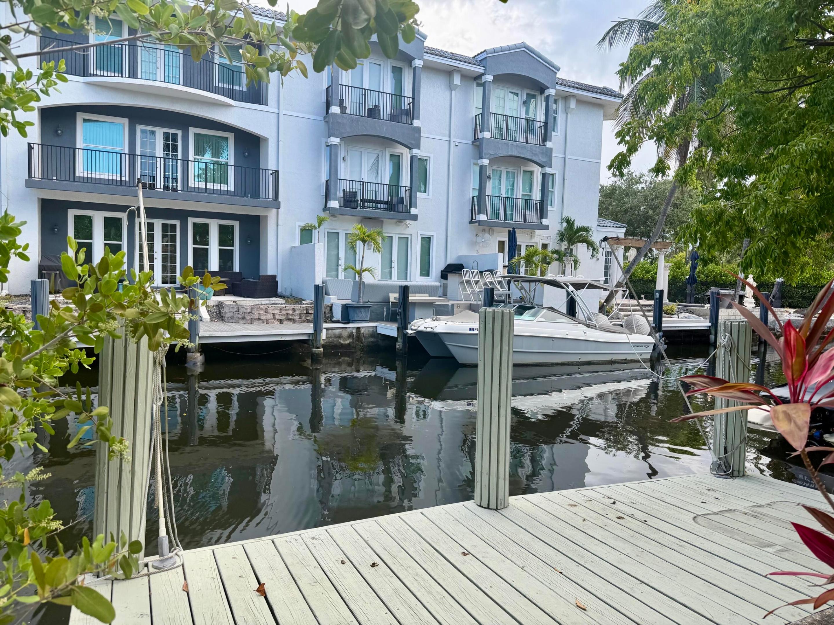 1101 SE 2nd Street