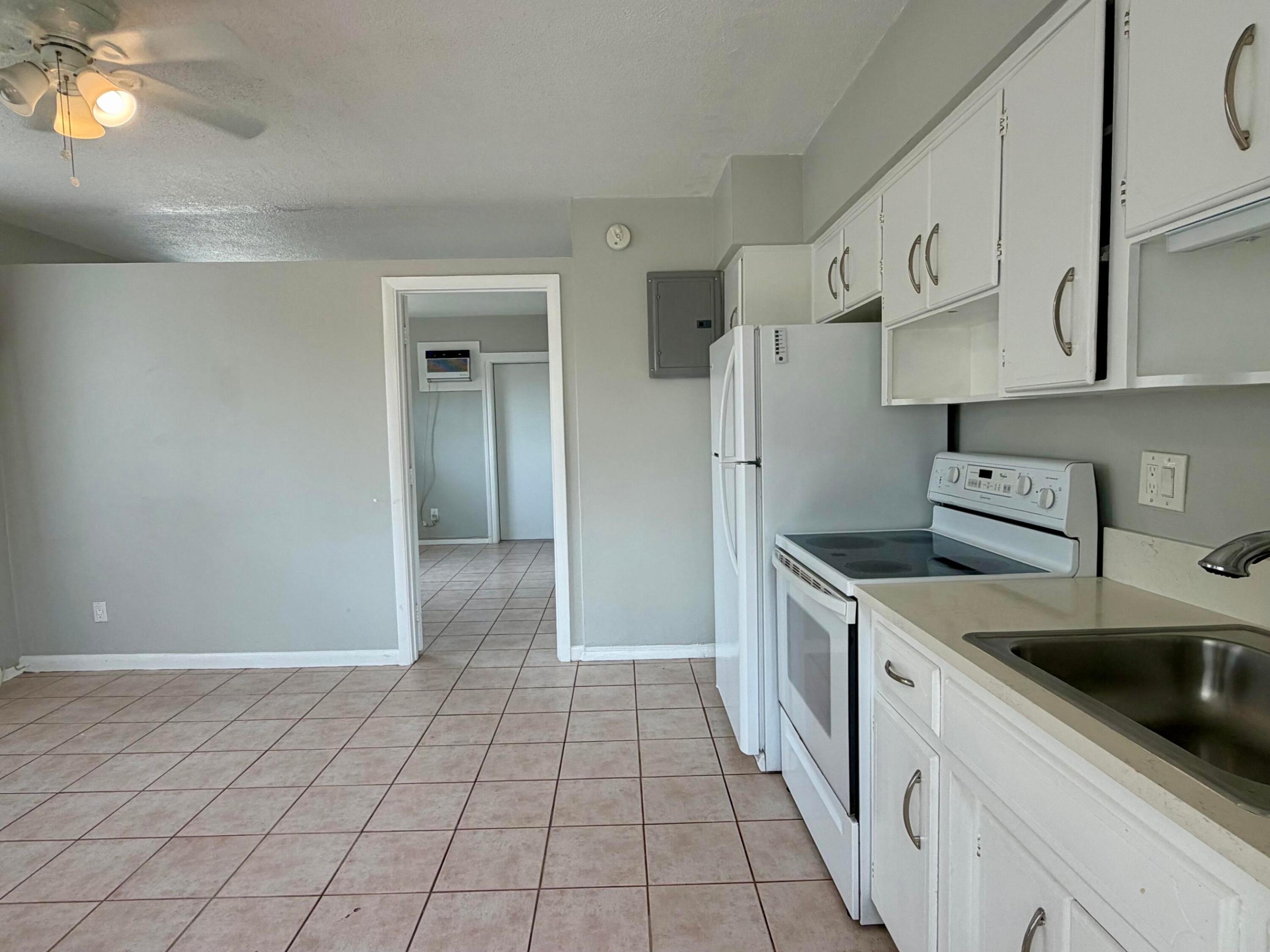 3041 NE 20TH Terrace 4