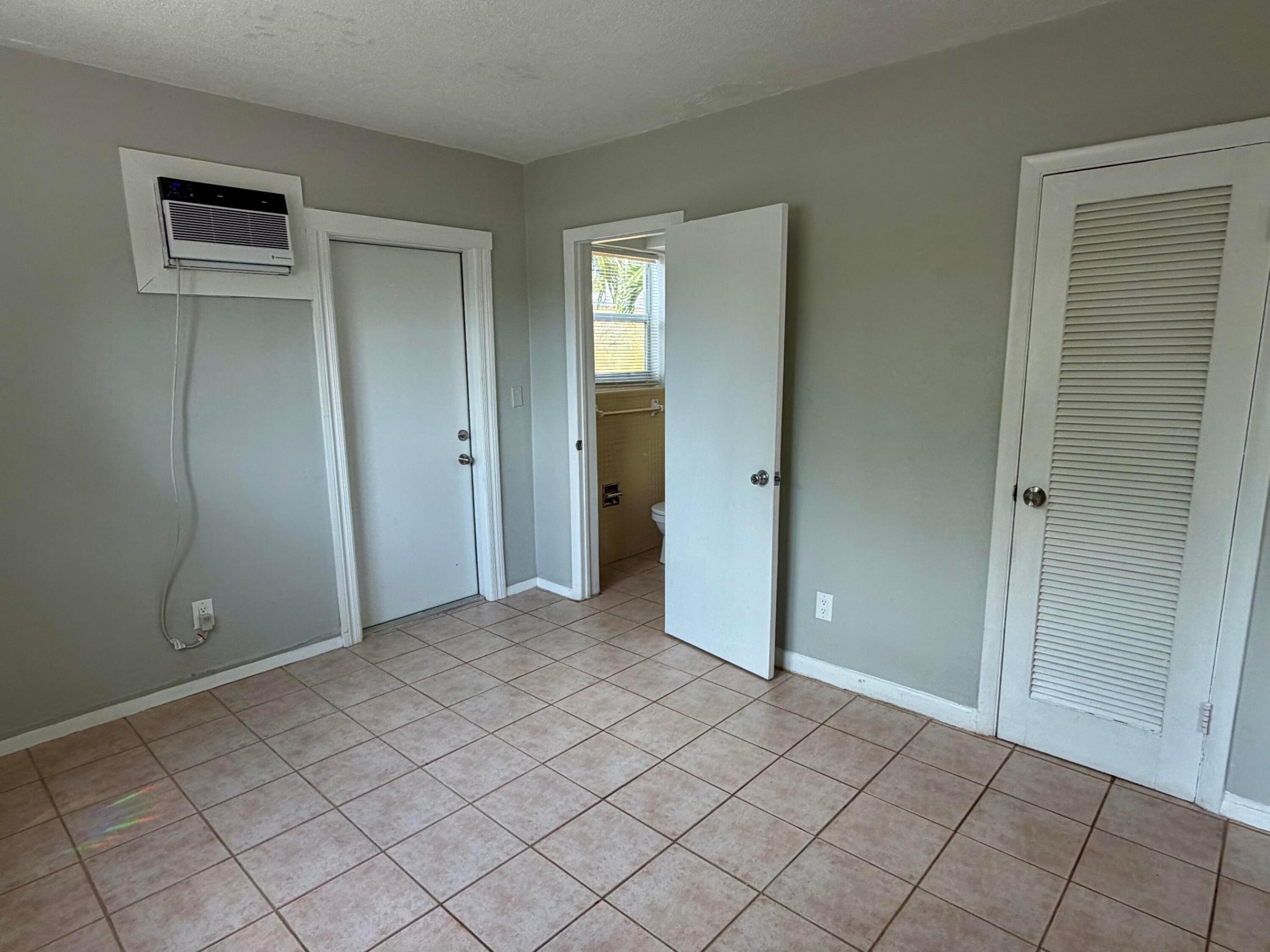 3041 NE 20TH Terrace 4