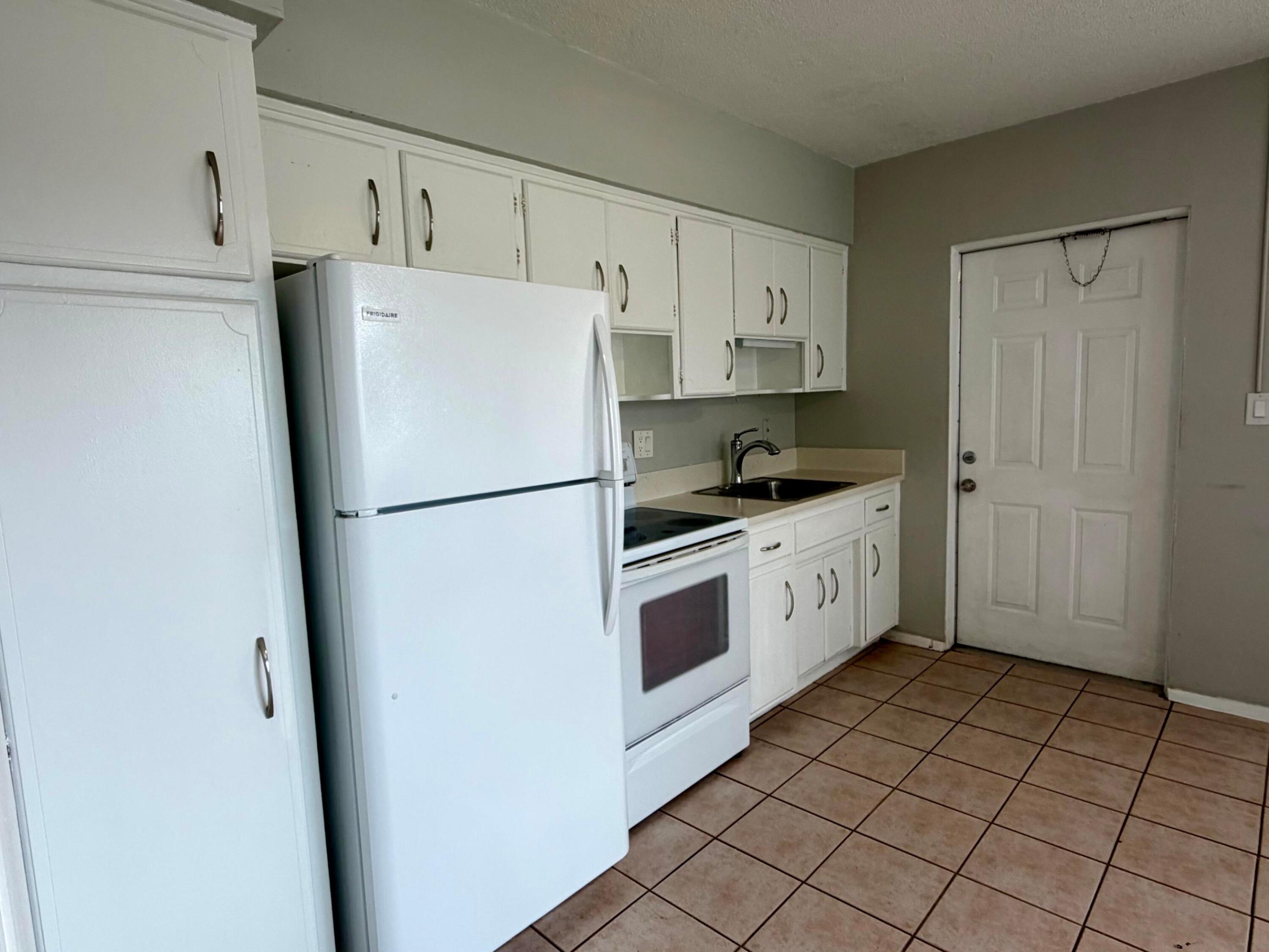 3041 NE 20TH Terrace 4