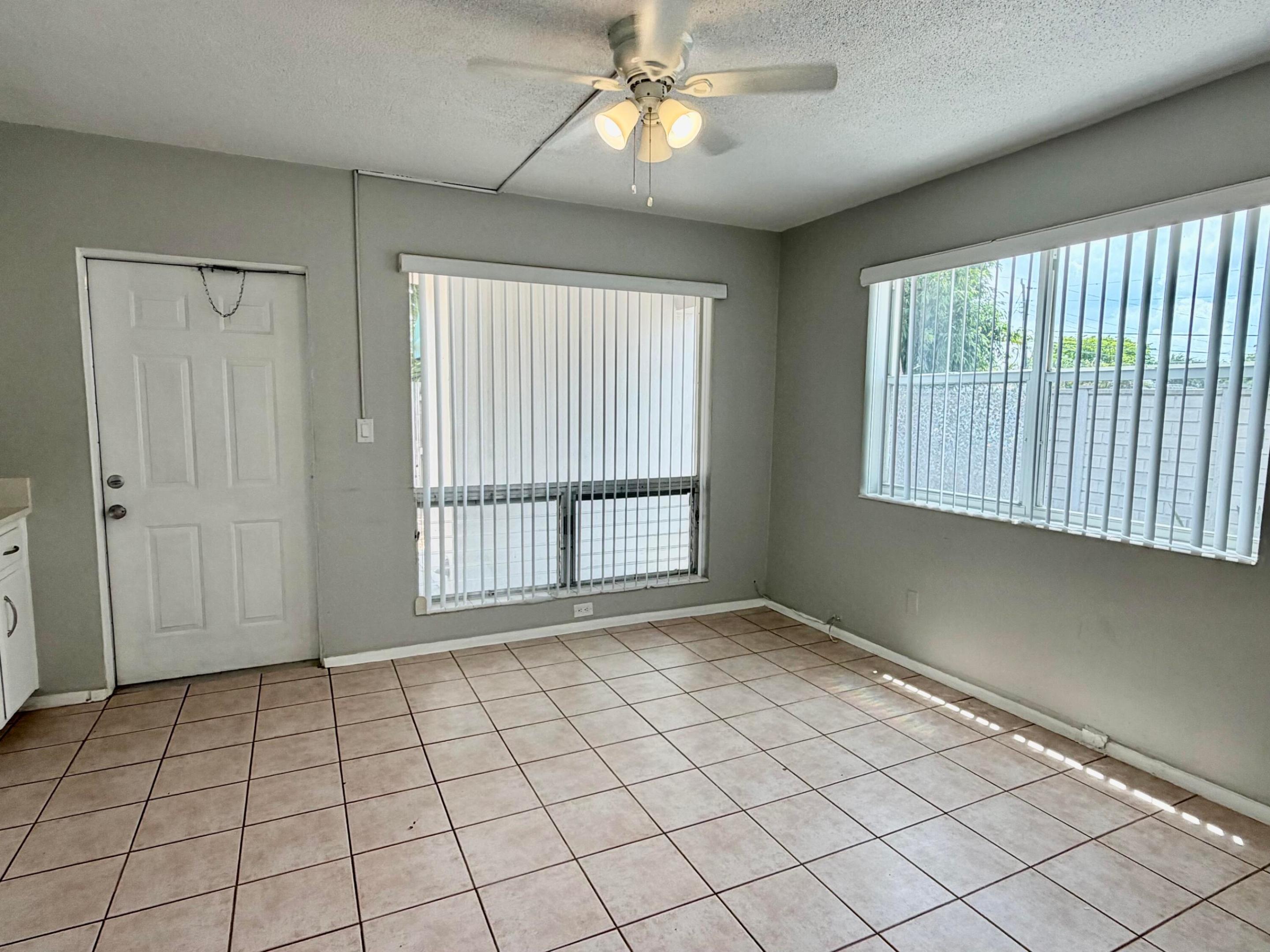 3041 NE 20TH Terrace 4