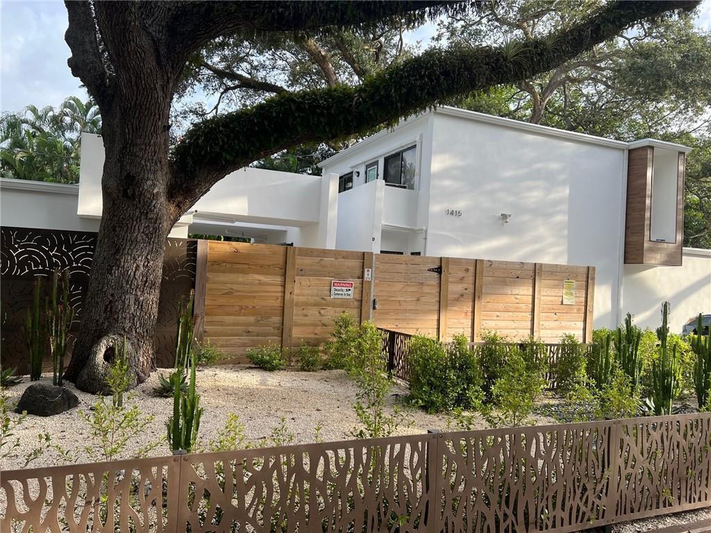 1415 SW 9th Street