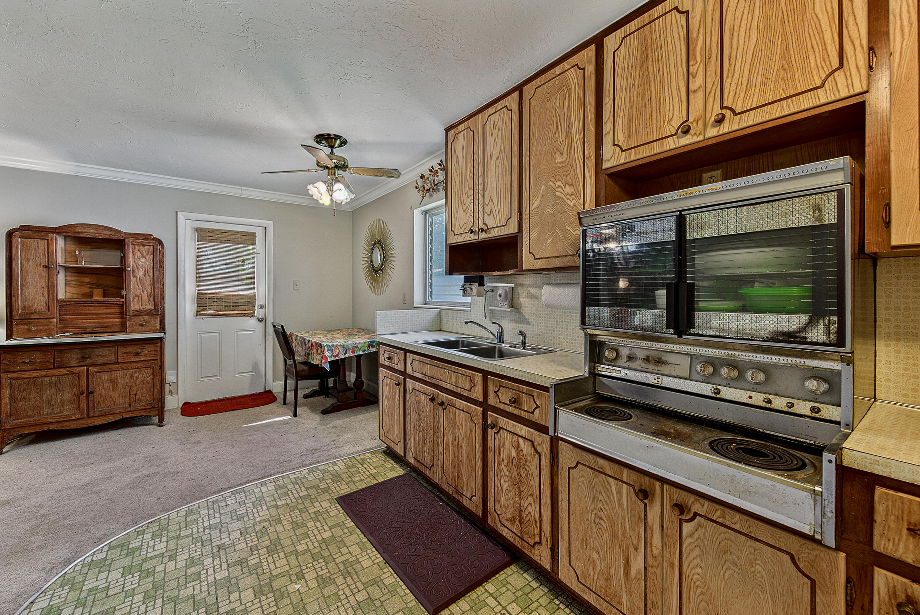 1223 NE 3rd Avenue 1-3
