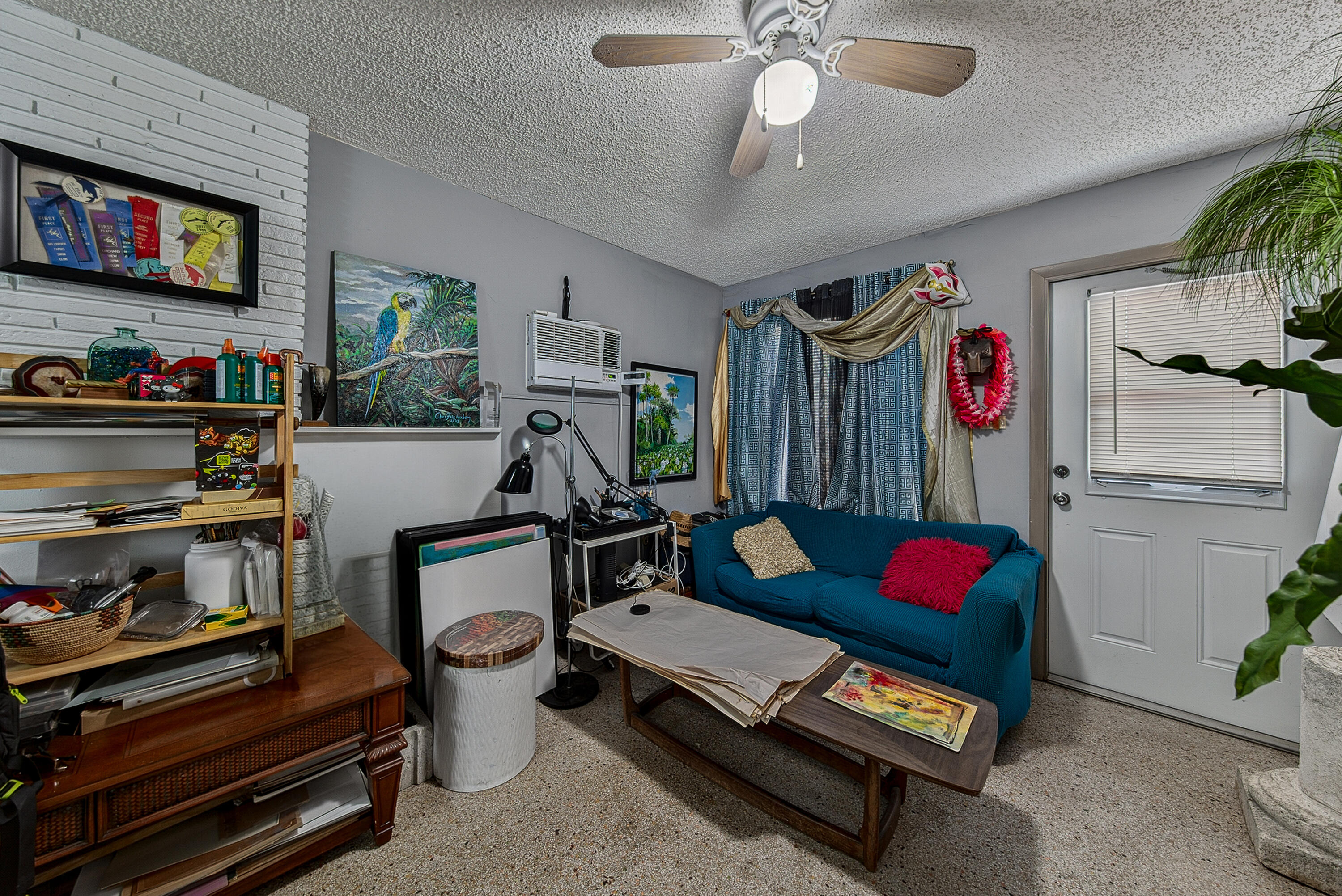 1223 NE 3rd Avenue 1-3
