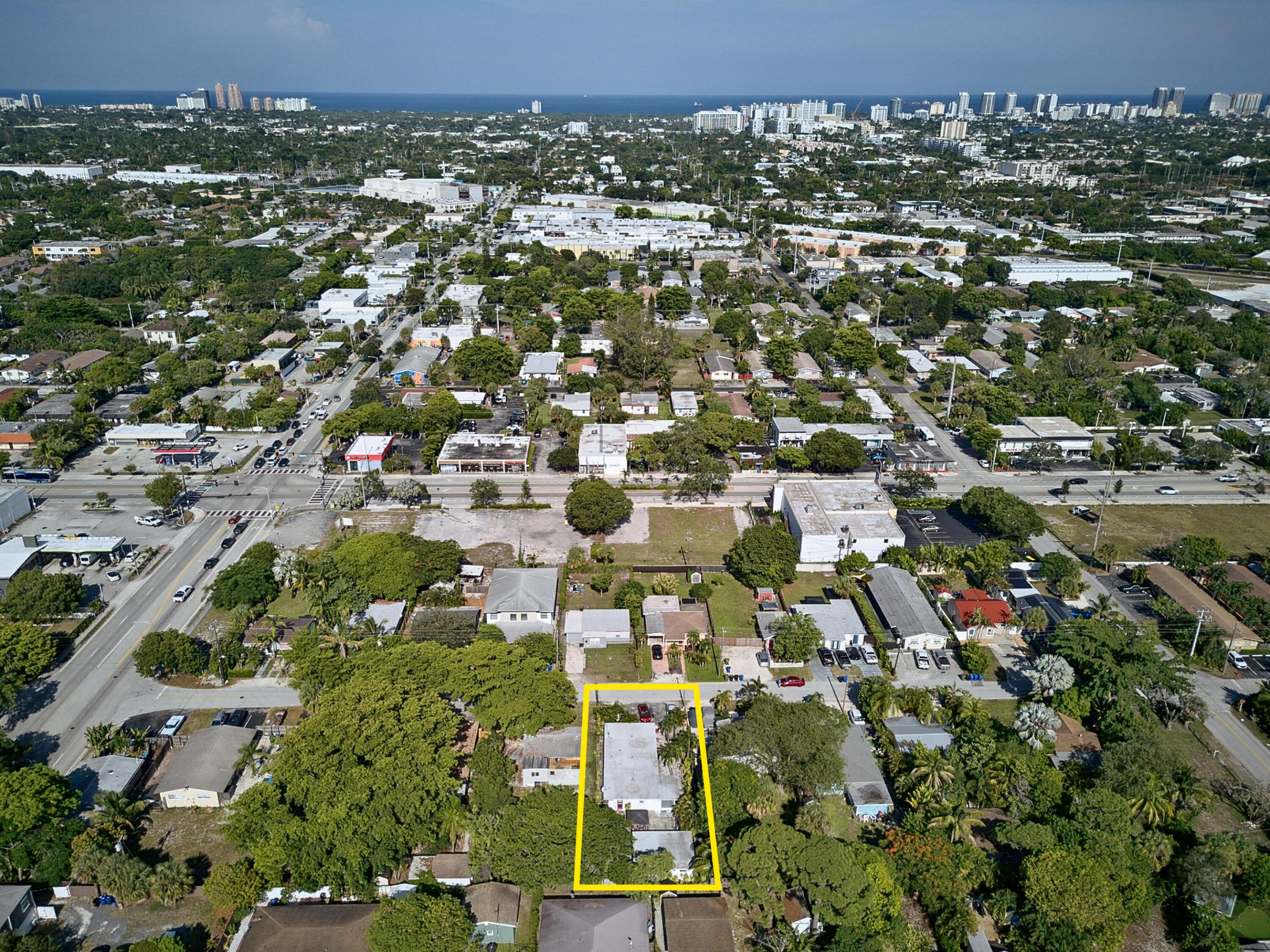 1223 NE 3rd Avenue 1-3