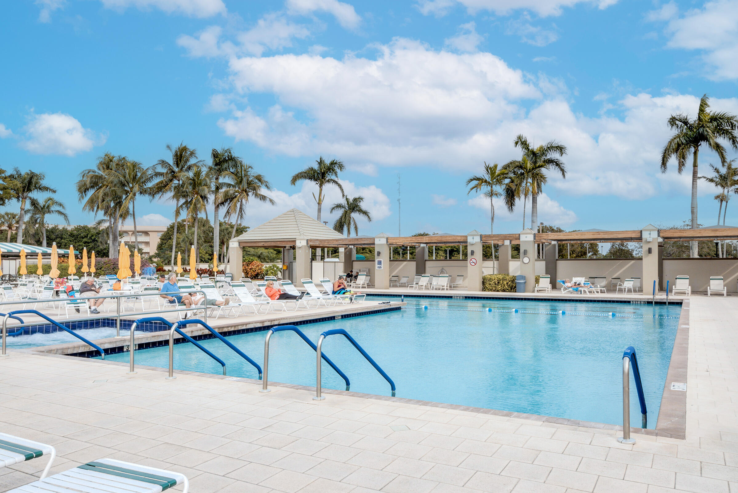 1205 Bahama Bend F1