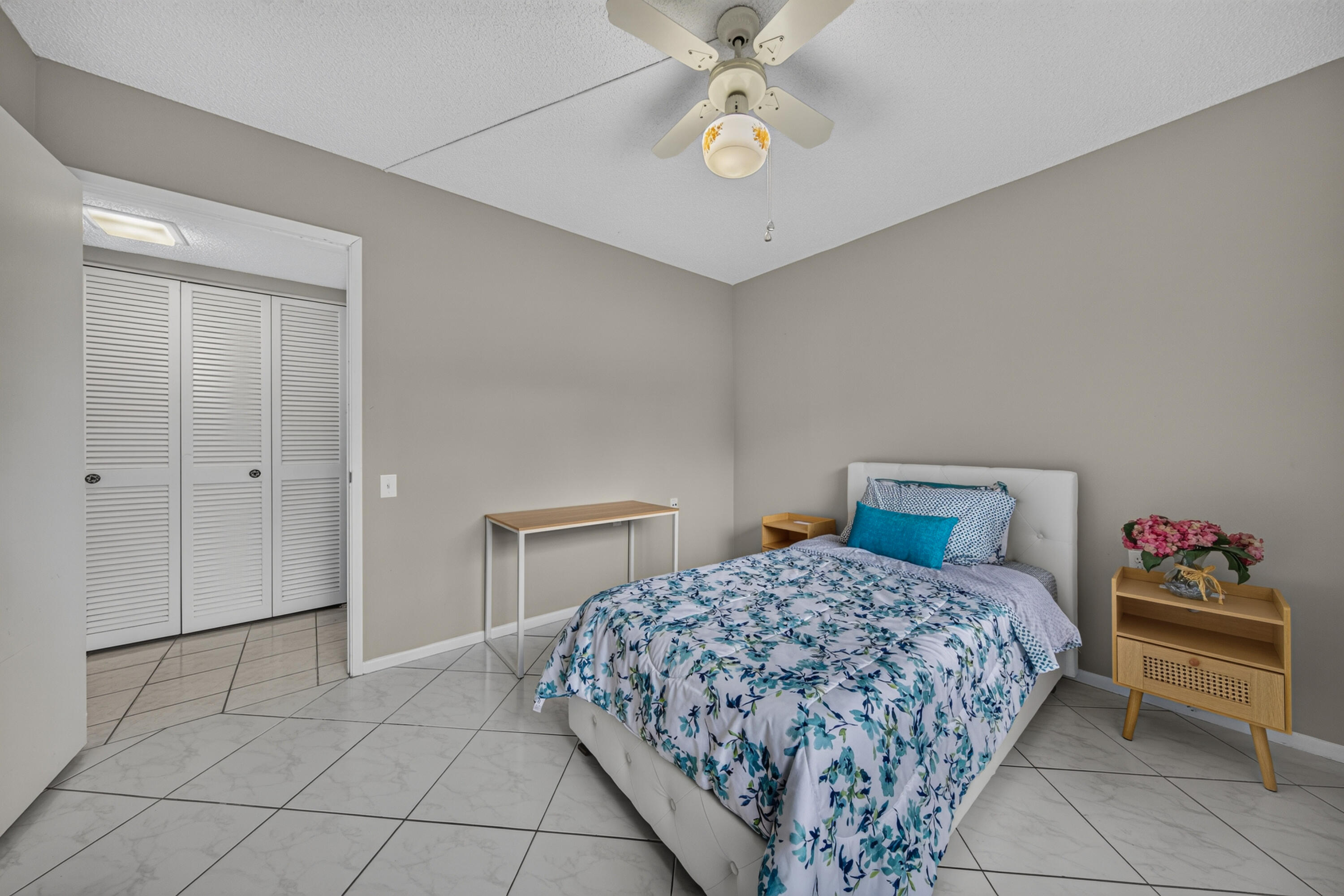1205 Bahama Bend F1