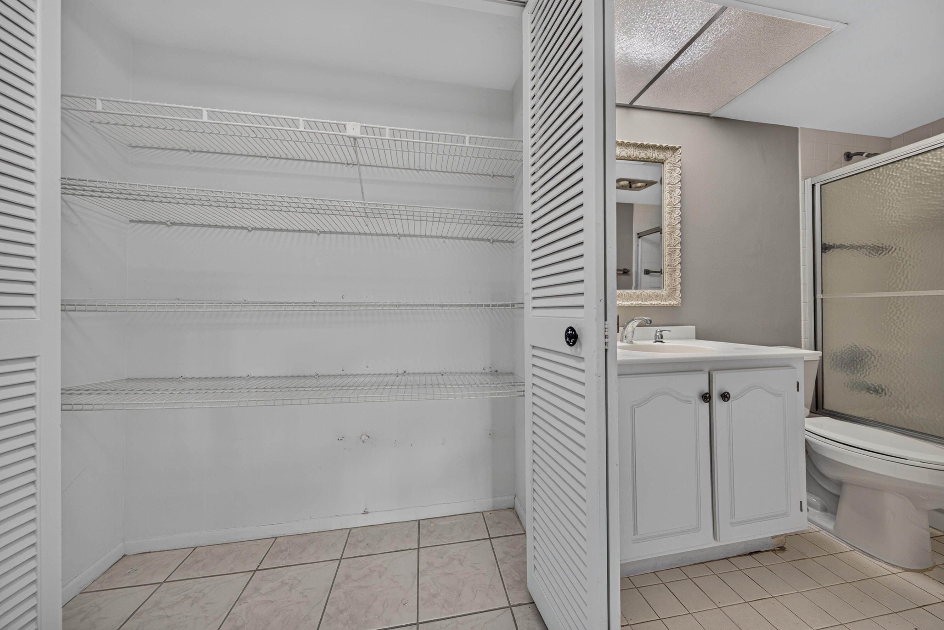 1205 Bahama Bend F1