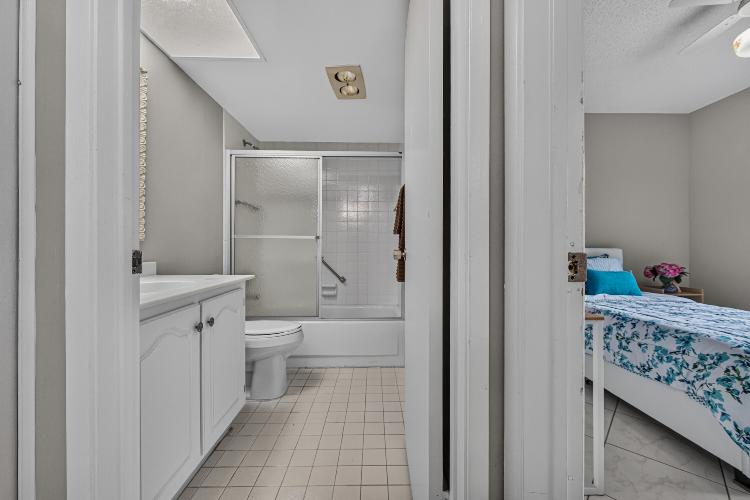 1205 Bahama Bend F1