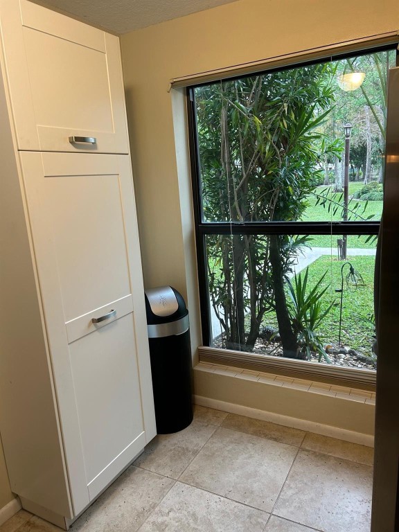 3016 S Oakland Forest Dr 2908