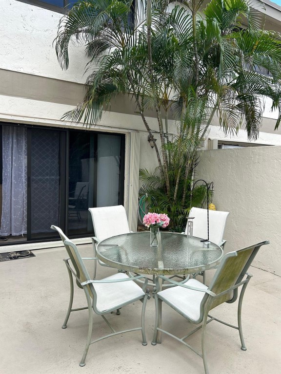 3016 S Oakland Forest Dr 2908