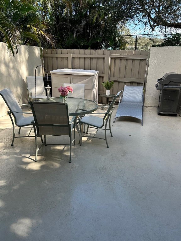 3016 S Oakland Forest Dr 2908