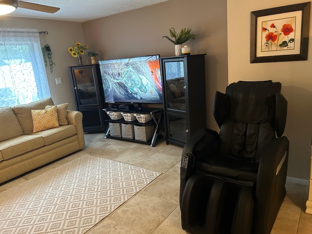 3016 S Oakland Forest Dr 2908