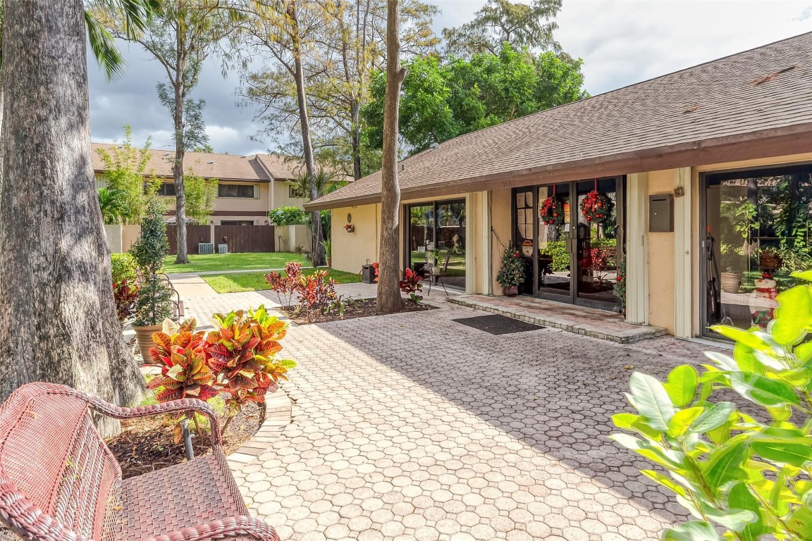 3016 S Oakland Forest Dr 2908