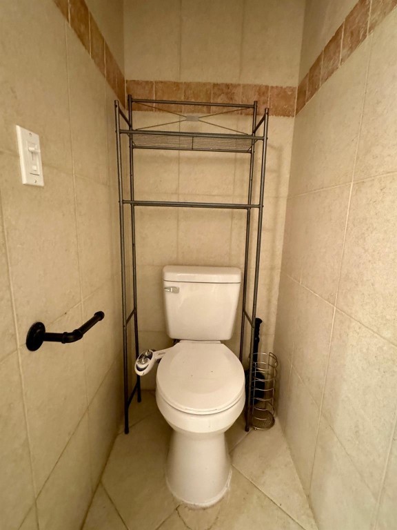 1217 NW 7th Ave Front