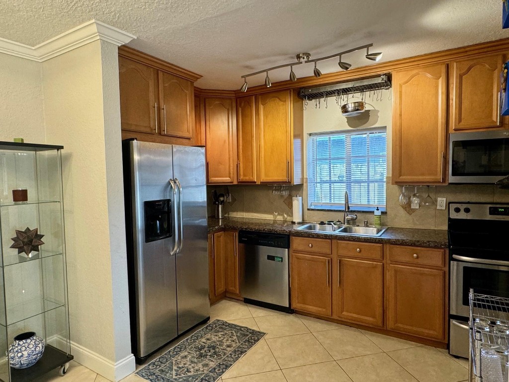 1217 NW 7th Ave Front