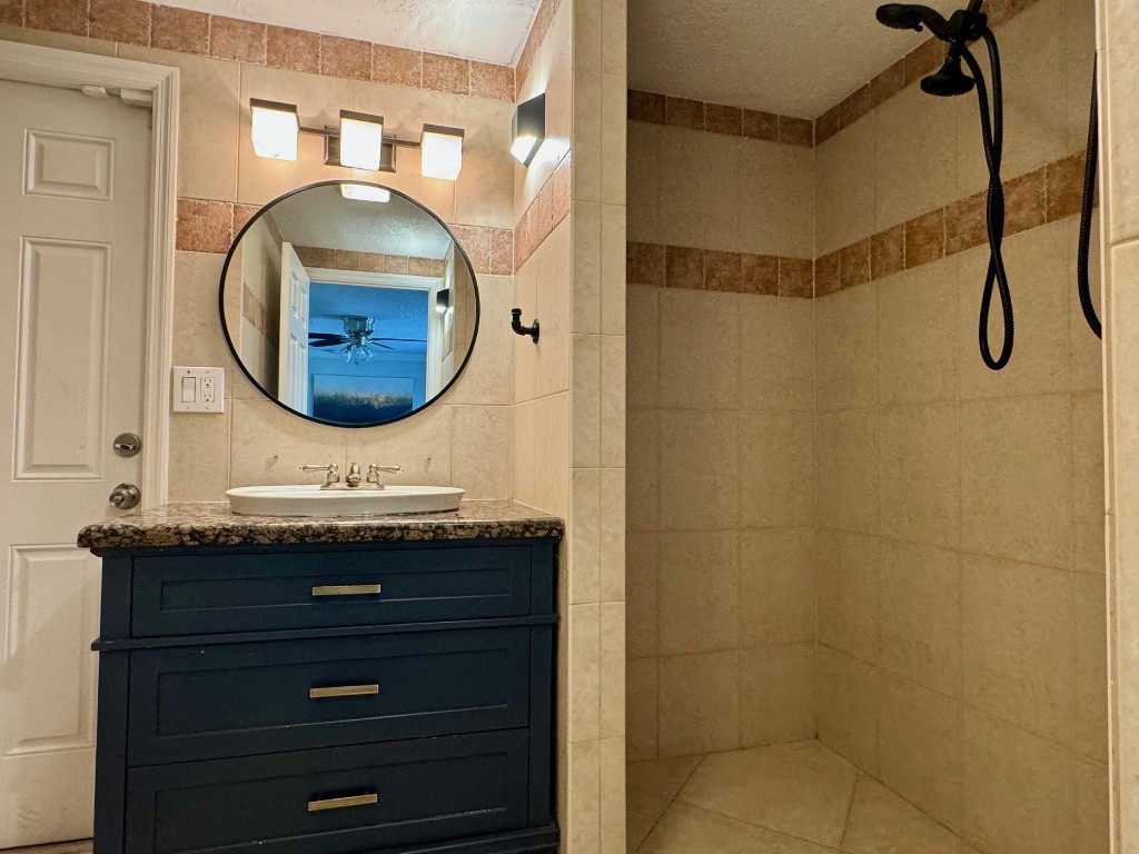 1217 NW 7th Ave Front