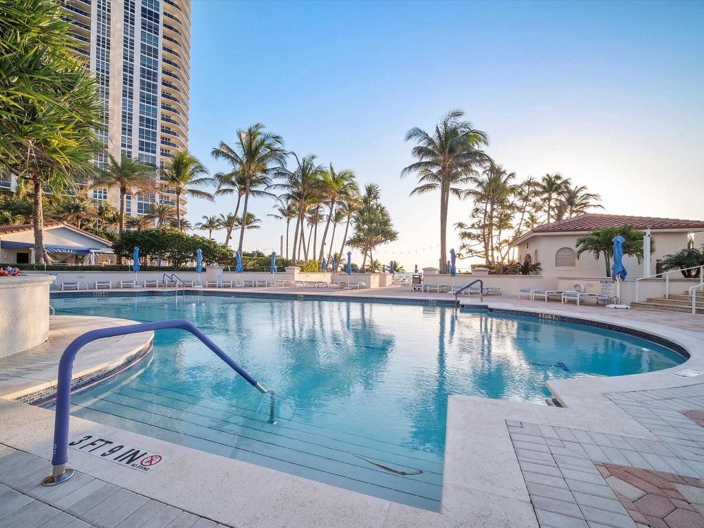 3100 N Ocean Blvd 2407